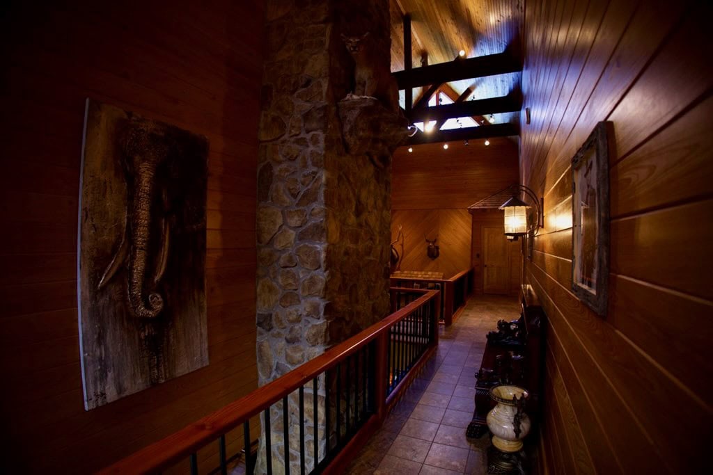 Hunting Lodge with Waterfall in Wilkinson County, MS
