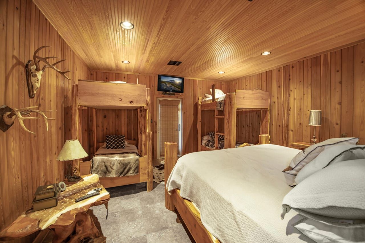 Hunting Lodge with Waterfall in Wilkinson County, MS