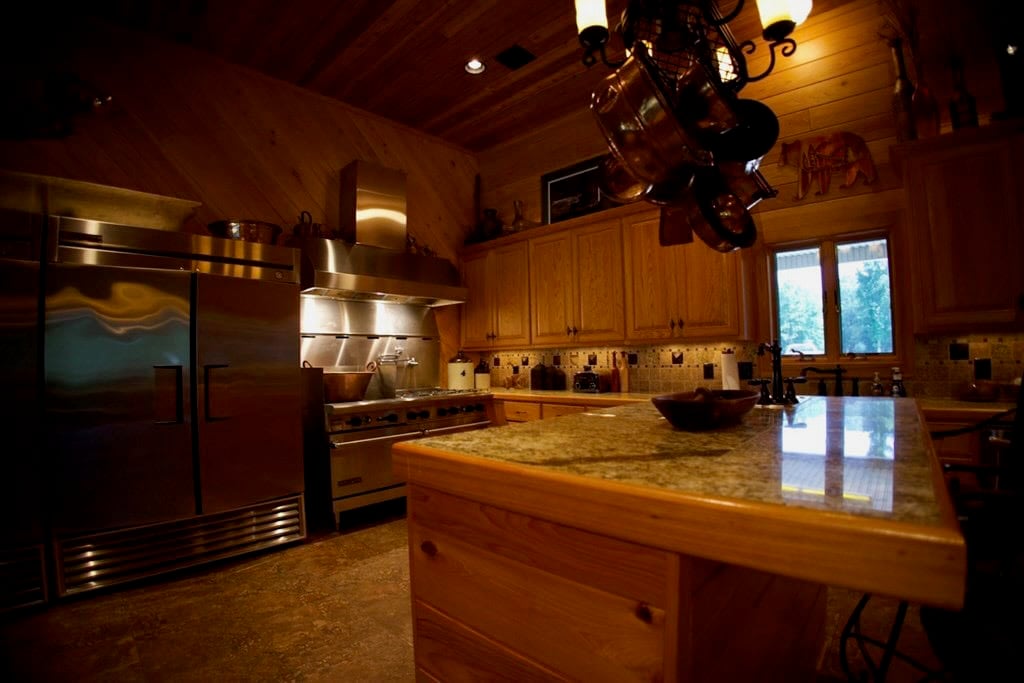 Hunting Lodge with Waterfall in Wilkinson County, MS