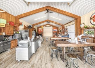 Hunting Lodge with Waterfall in Wilkinson County, MS