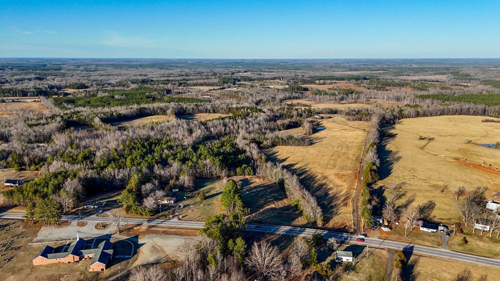 Southern Virginia Hunting & Recreation Retreat – 190 Acres of Outdoor Adventure