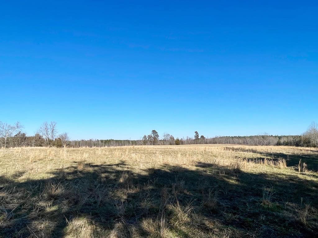 Southern Virginia Hunting & Recreation Retreat – 190 Acres of Outdoor Adventure