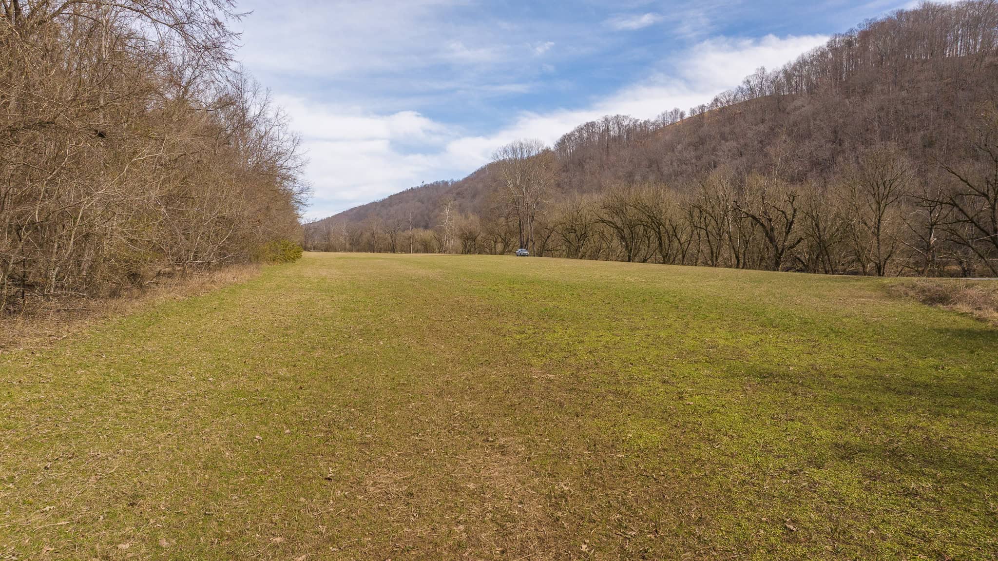Secluded Riverfront Paradise in East Tennessee’s Wilderness Hancock Coun