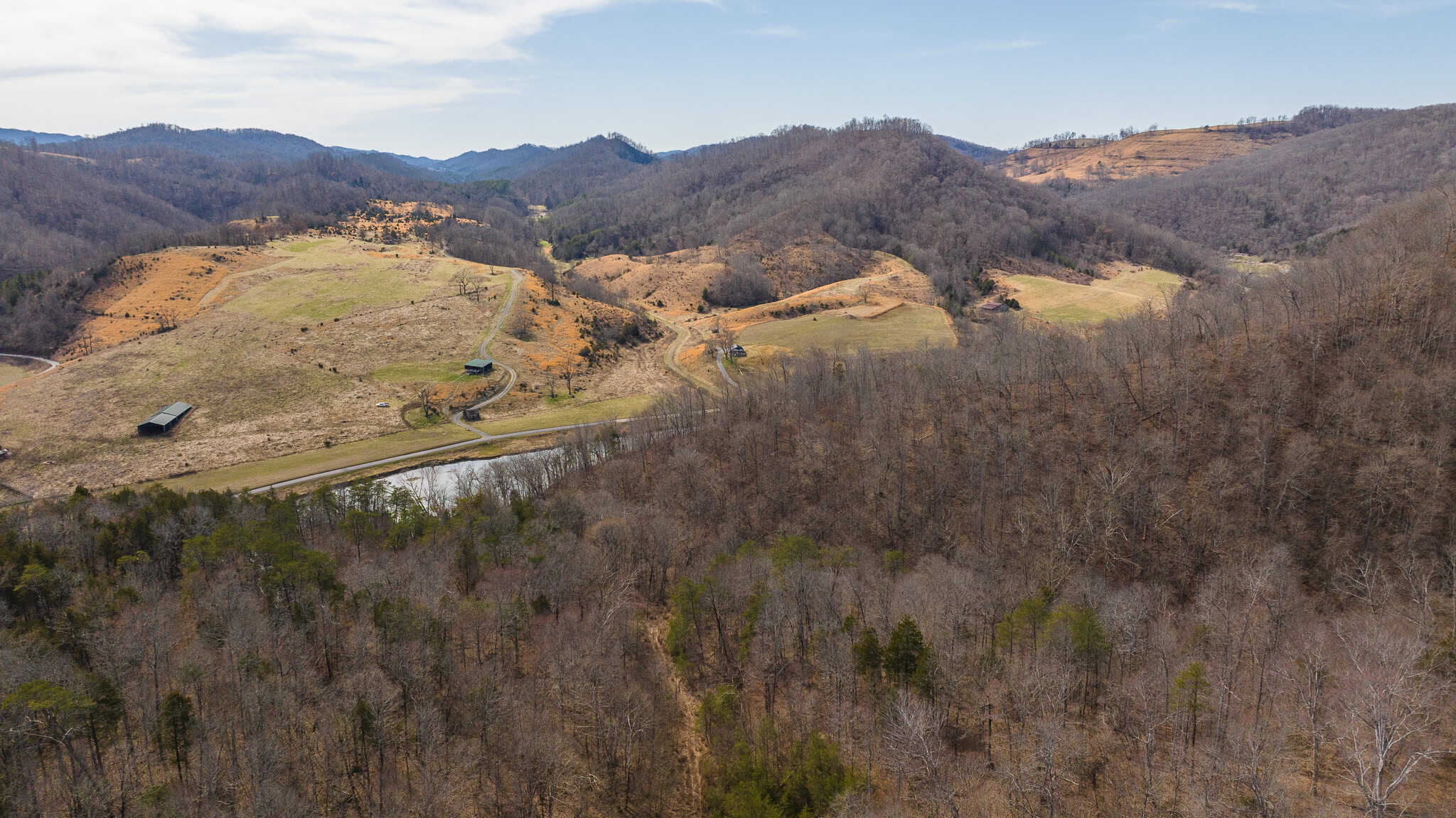 Secluded Riverfront Paradise in East Tennessee’s Wilderness Hancock Coun
