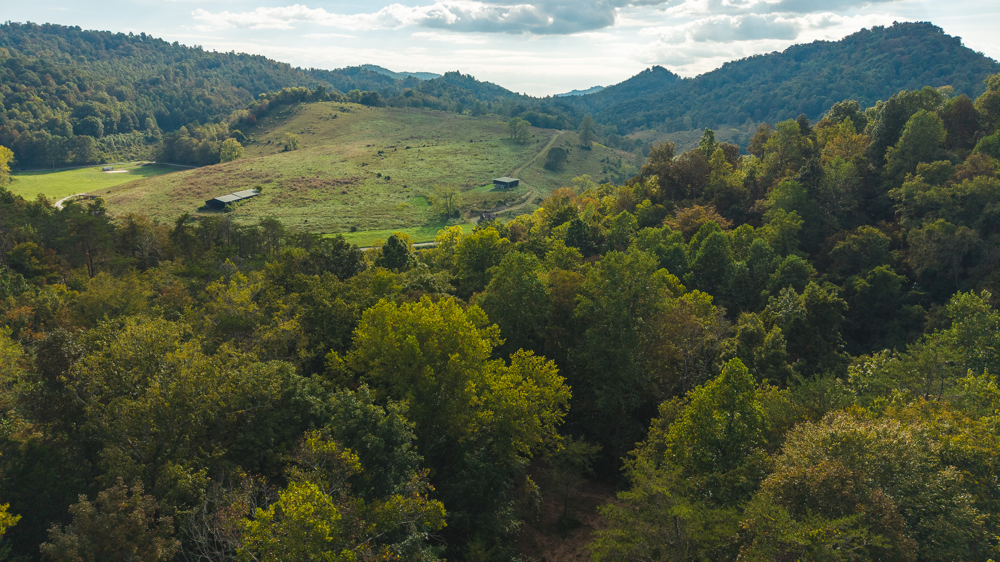 Secluded Riverfront Paradise in East Tennessee’s Wilderness Hancock County