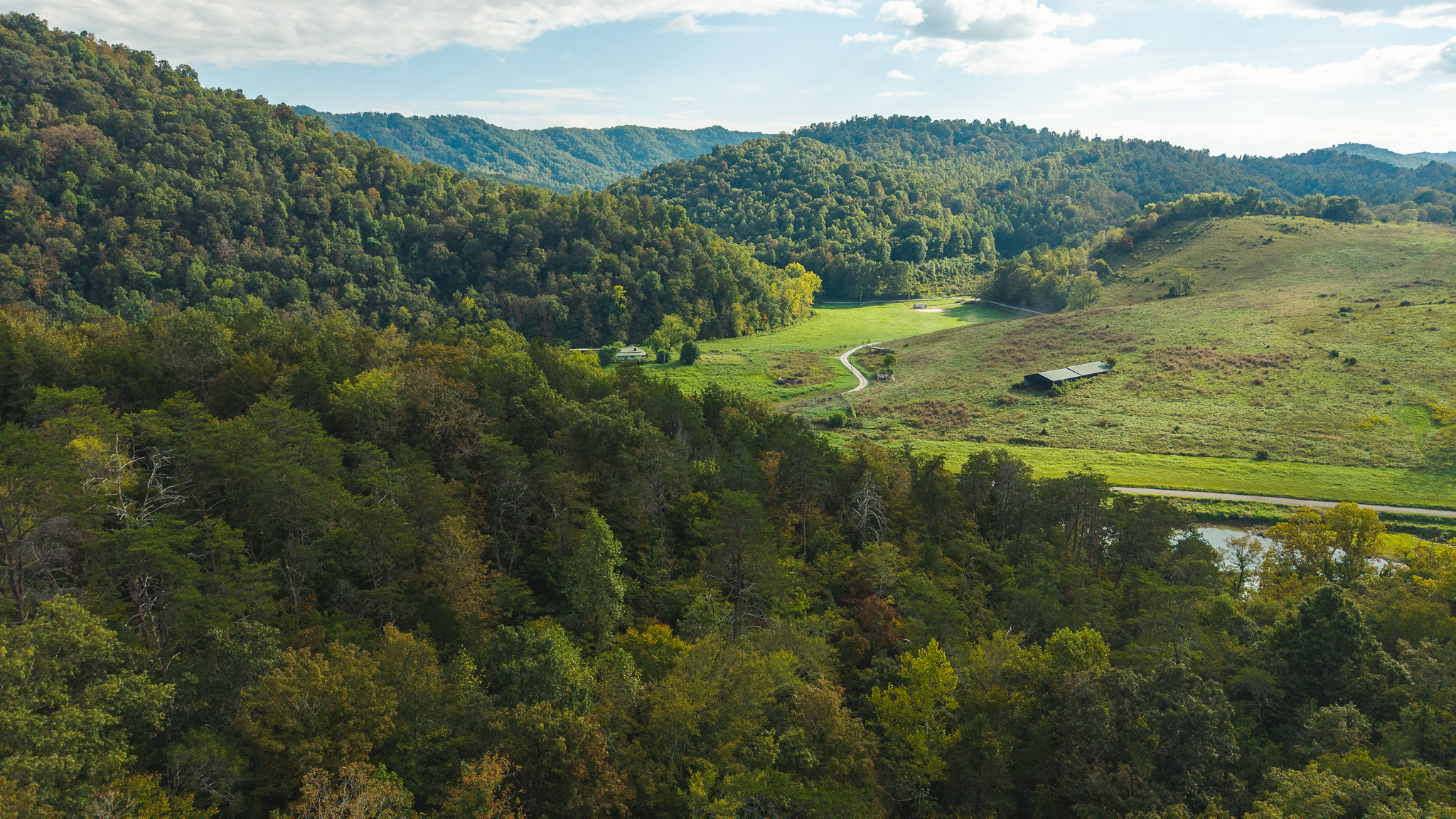 Secluded Riverfront Paradise in East Tennessee’s Wilderness Hancock County