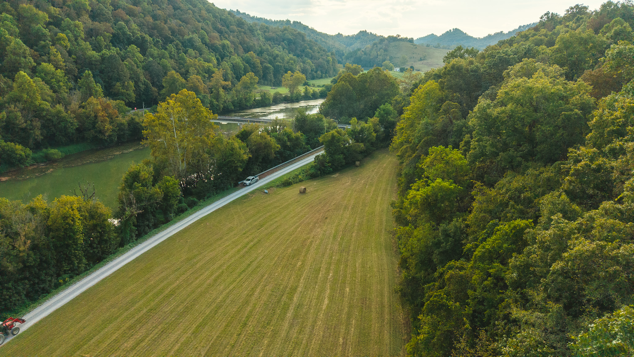 Secluded Riverfront Paradise in East Tennessee’s Wilderness Hancock County