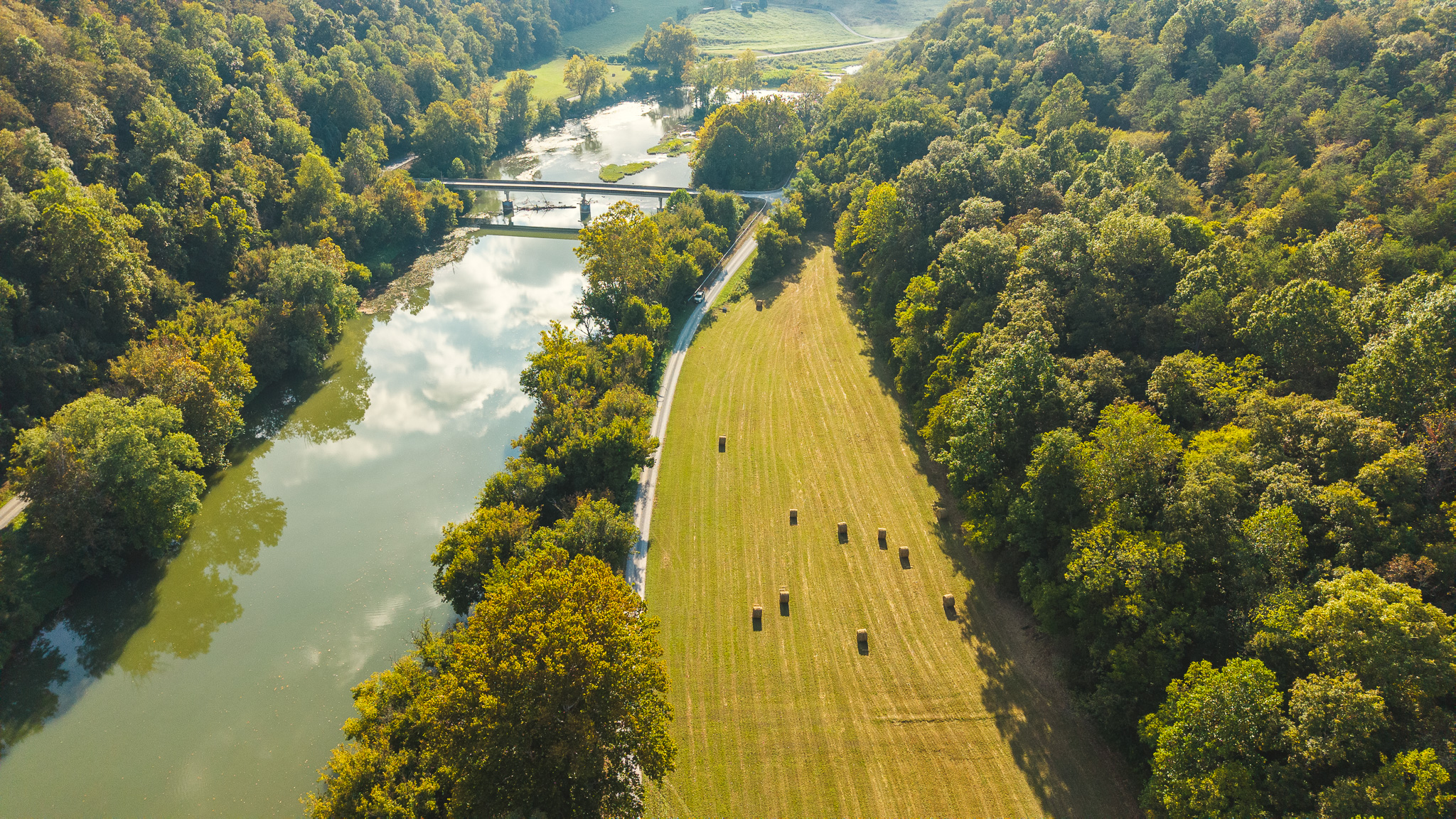Secluded Riverfront Paradise in East Tennessee’s Wilderness Hancock County