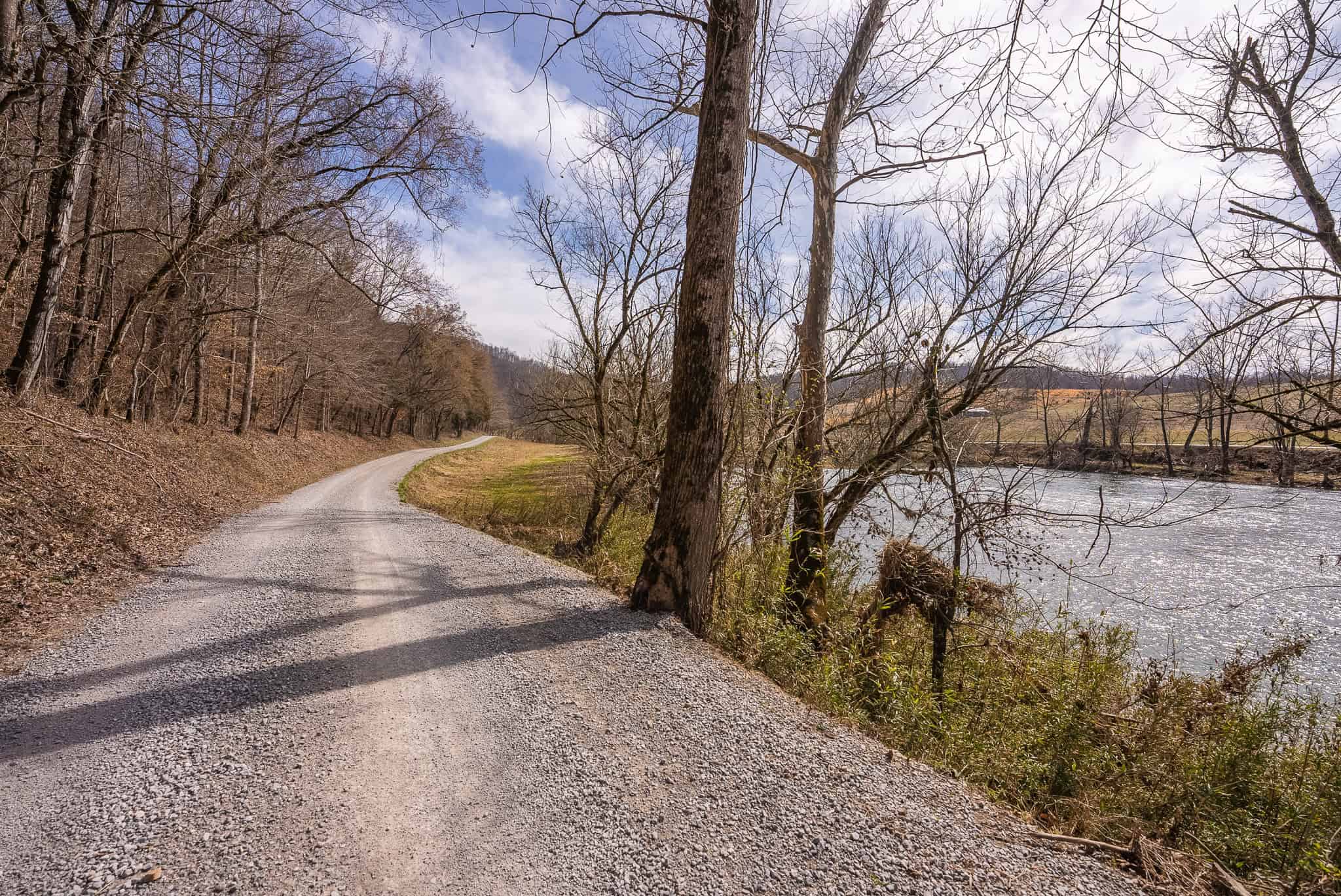 Secluded Riverfront Paradise in East Tennessee’s Wilderness Hancock Coun