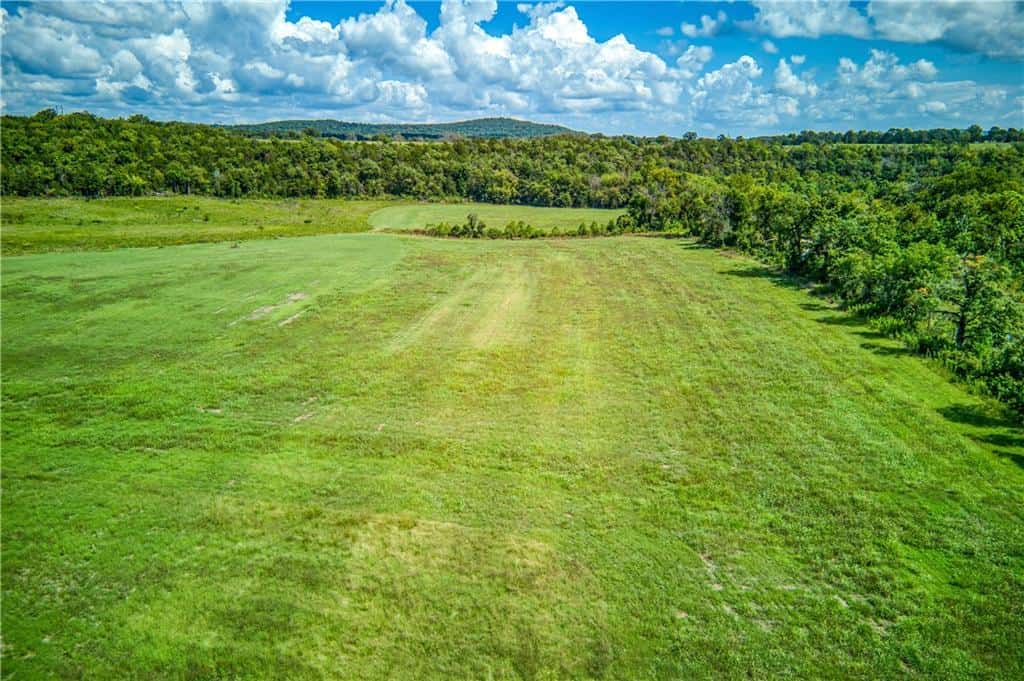 200 unrestriced acres in Yellville, AR