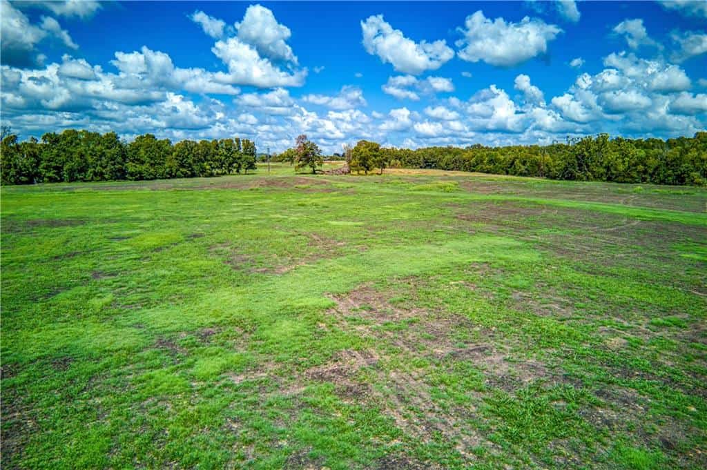 200 unrestriced acres in Yellville, AR
