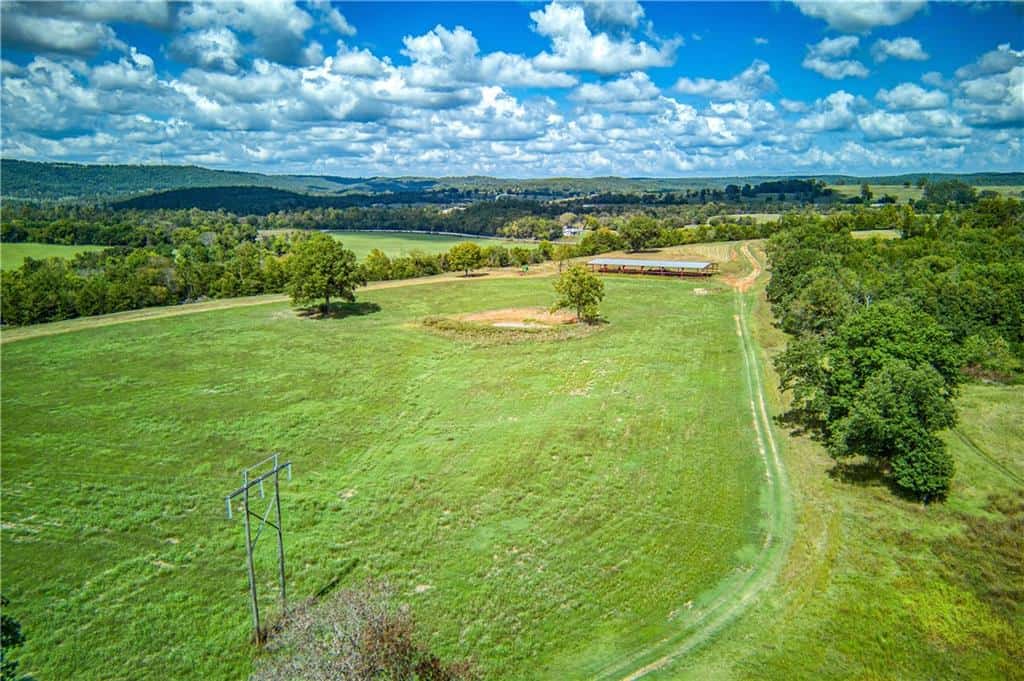 200 unrestriced acres in Yellville, AR