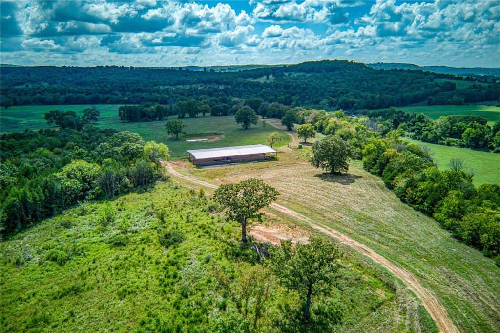 200 unrestriced acres in Yellville, AR