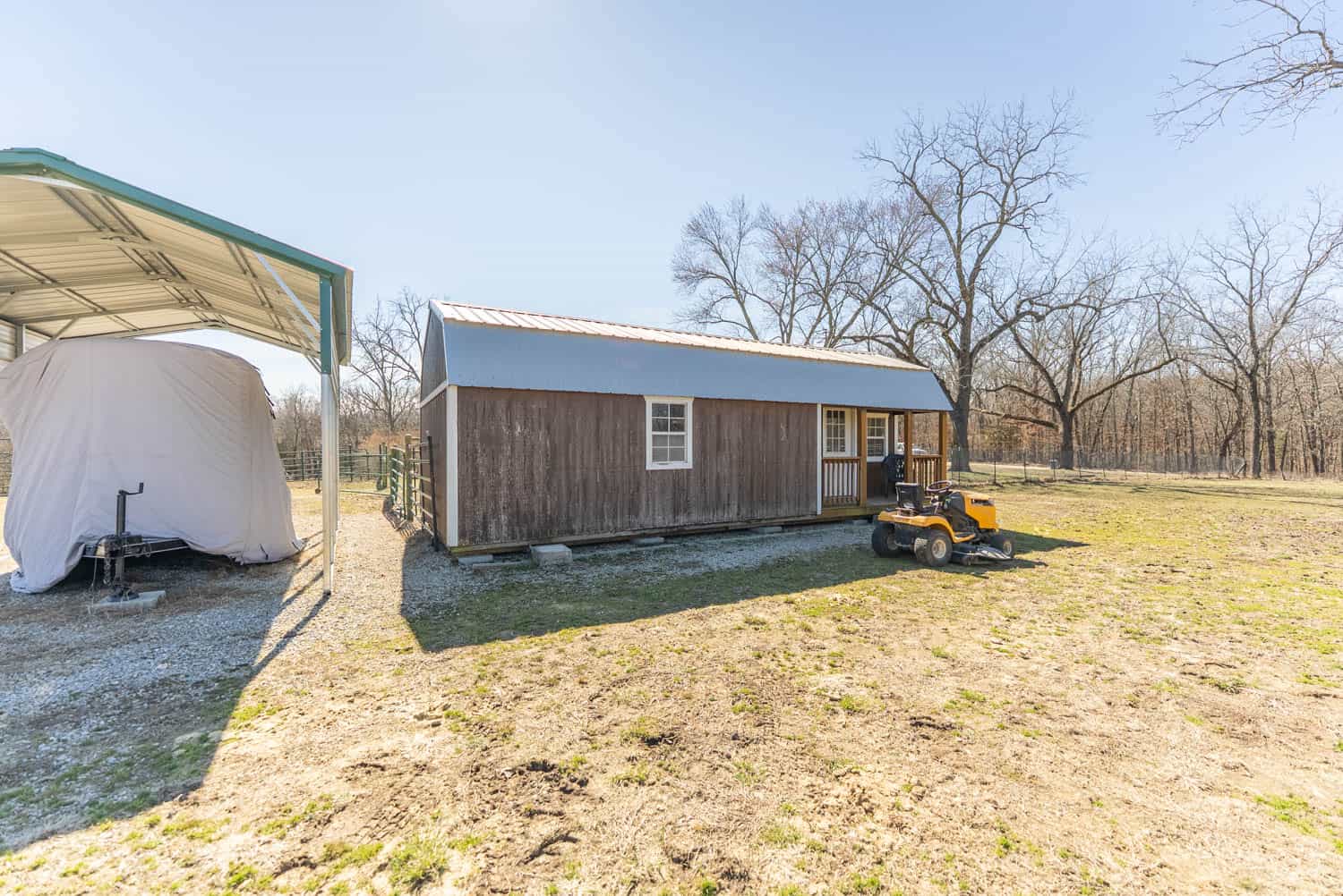 Horse Farm and Home for Sale in the Howell County Ozarks!