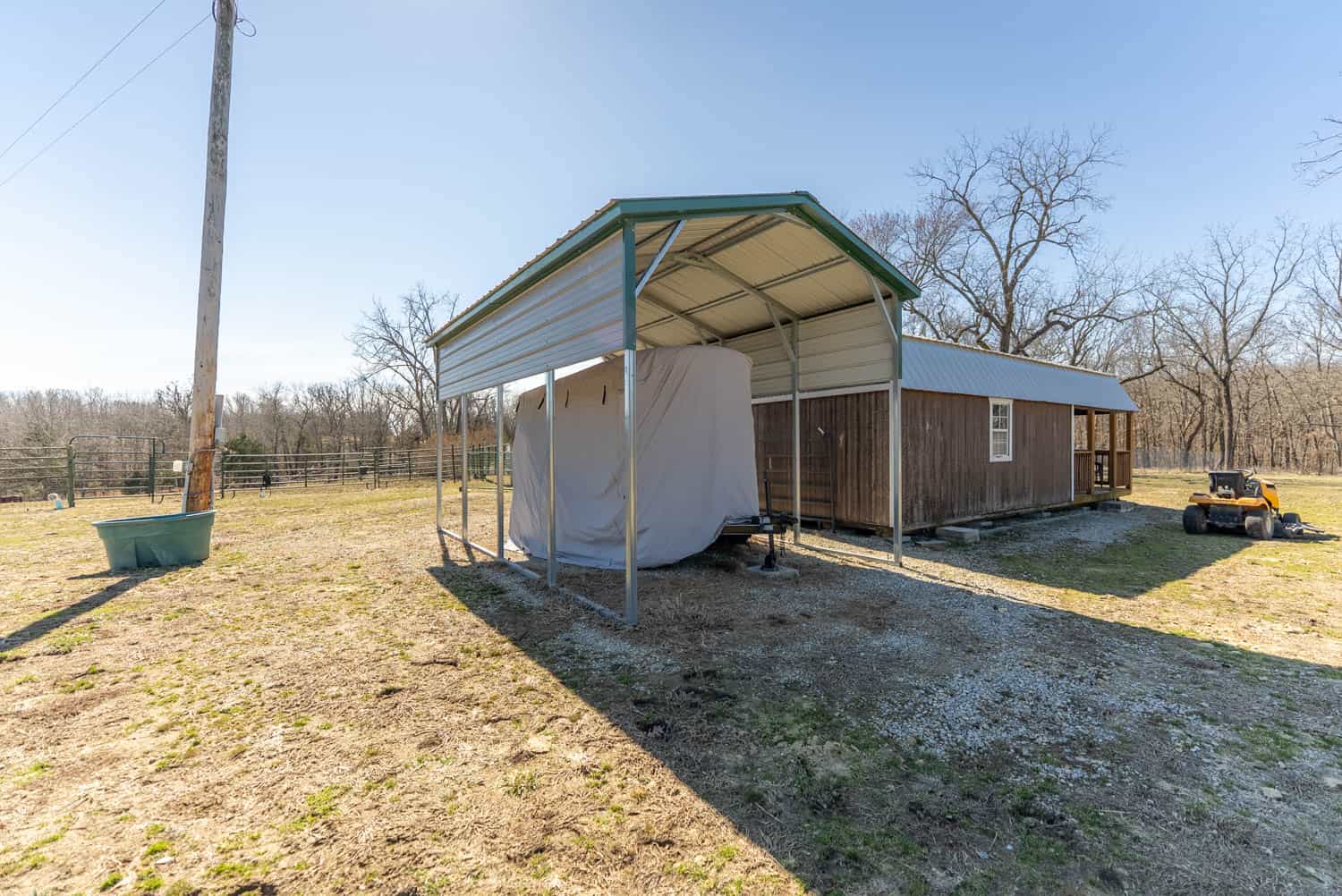 Horse Farm and Home for Sale in the Howell County Ozarks!