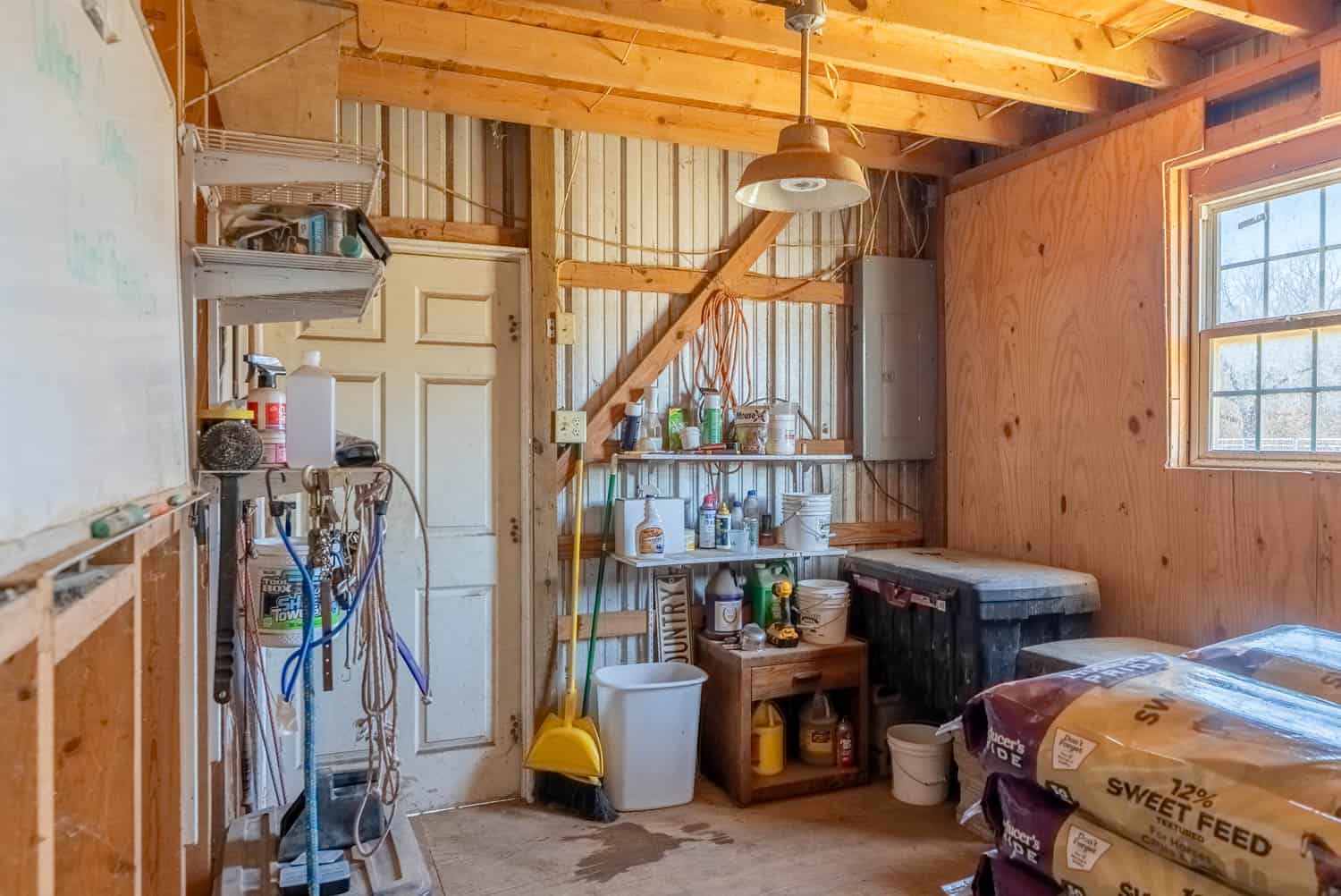 Horse Farm and Home for Sale in the Howell County Ozarks!