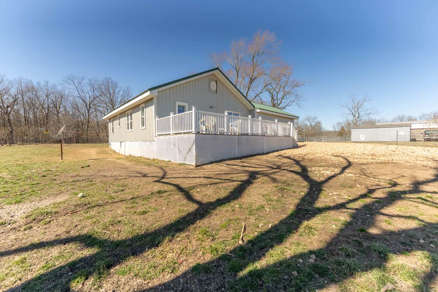 Horse Farm and Home for Sale in the Howell County Ozarks!