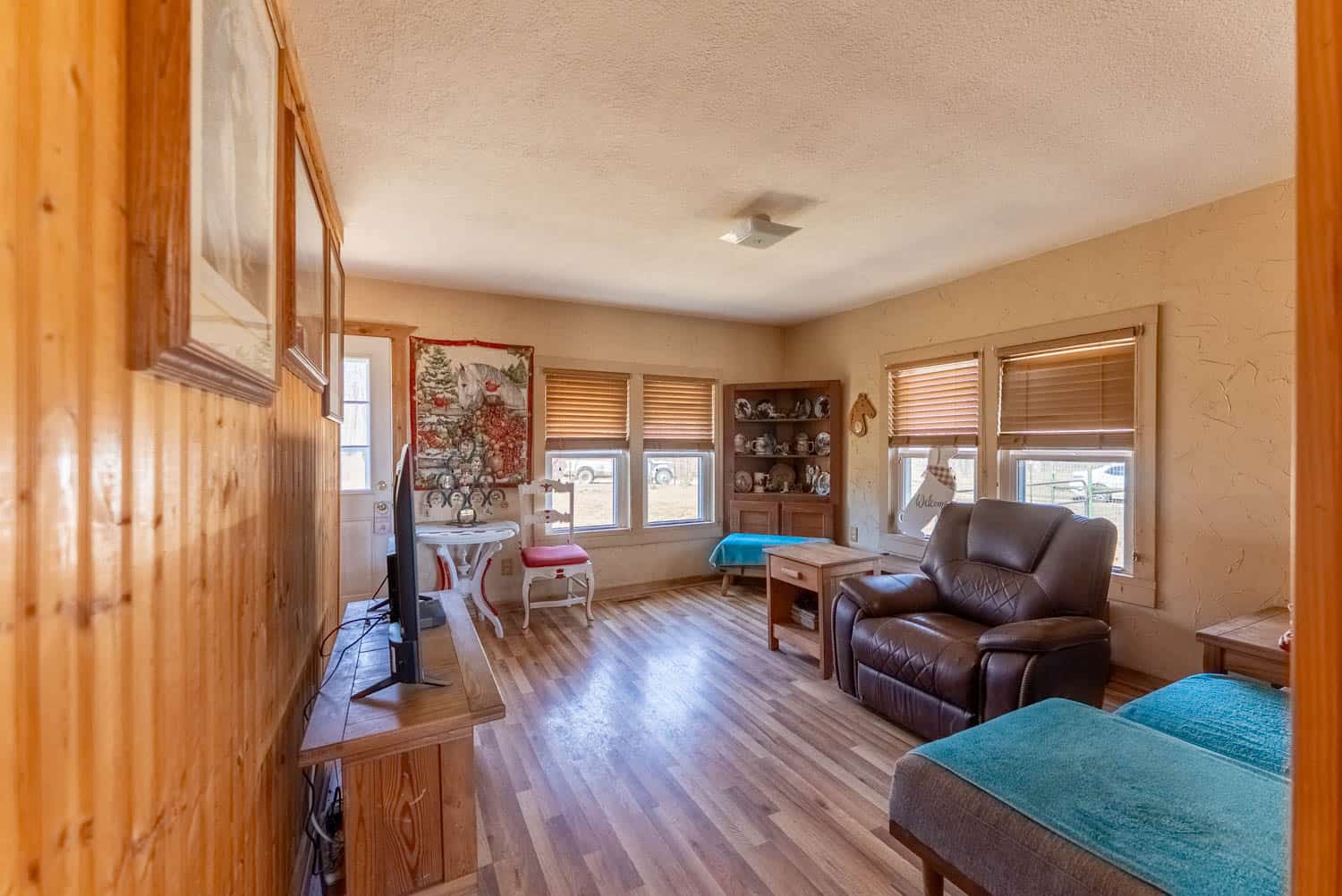 Horse Farm and Home for Sale in the Howell County Ozarks!