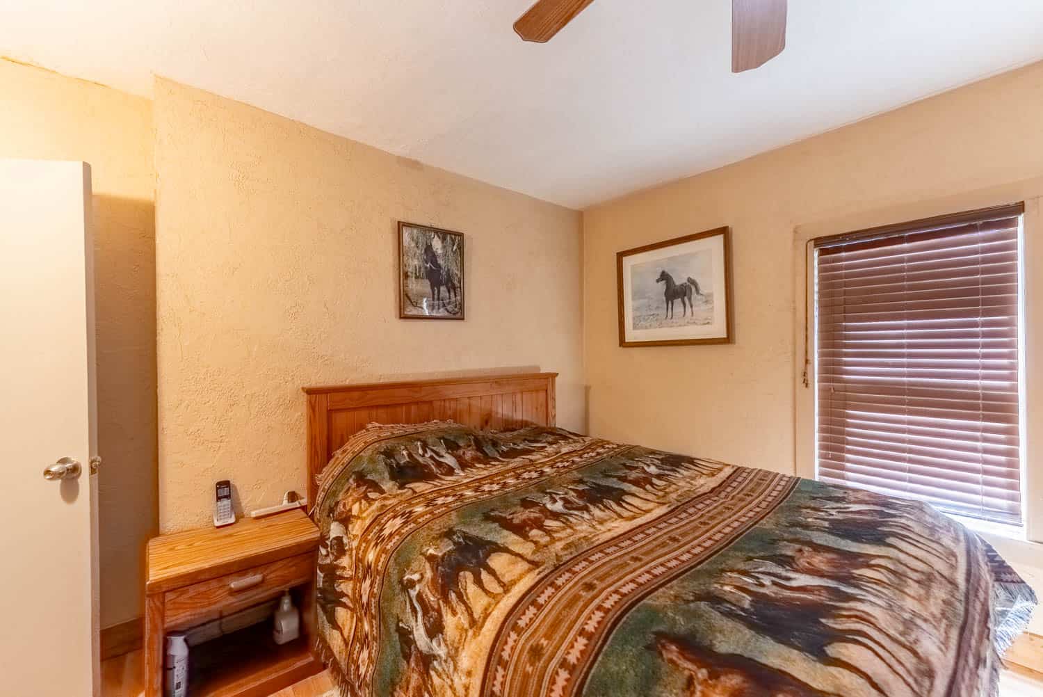 Horse Farm and Home for Sale in the Howell County Ozarks!