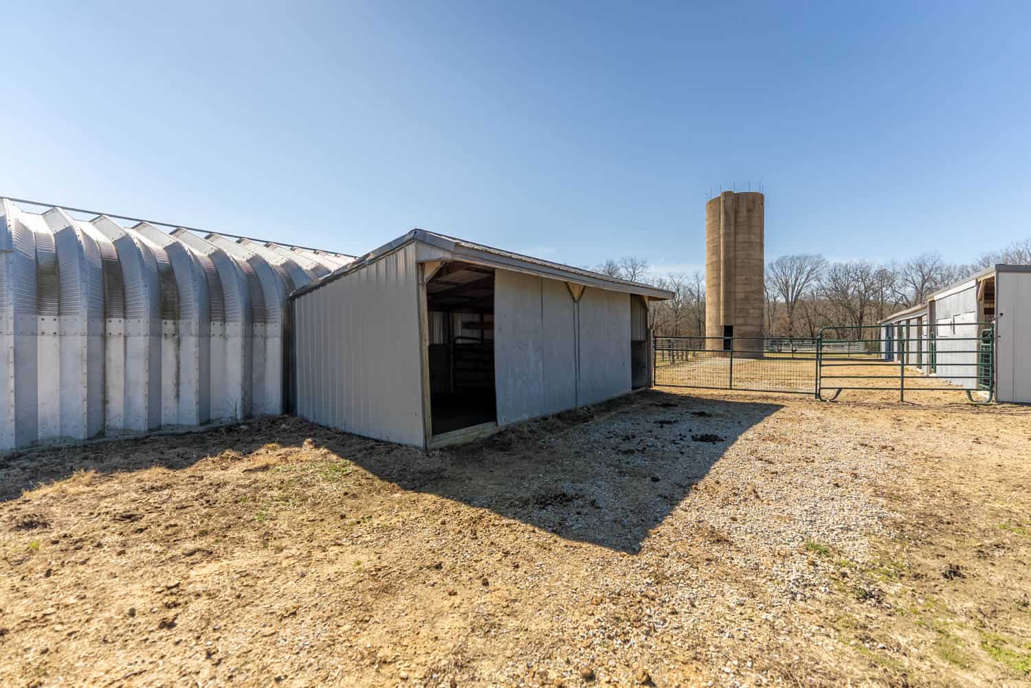 Horse Farm and Home for Sale in the Howell County Ozarks!