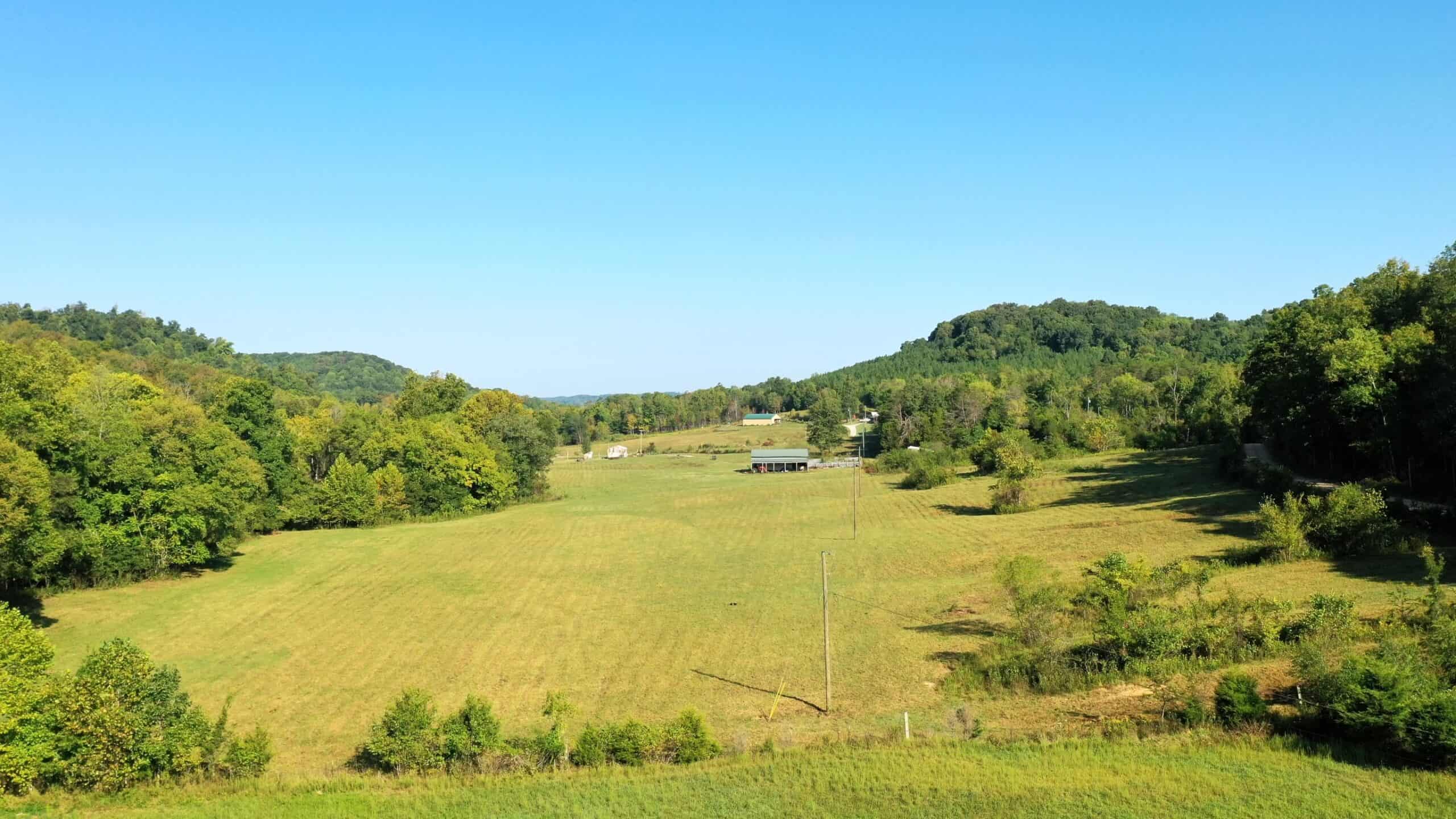 Tennessee Farm for Sale with Barn, Shop, Fencing, Septic, Creek, and Hunting