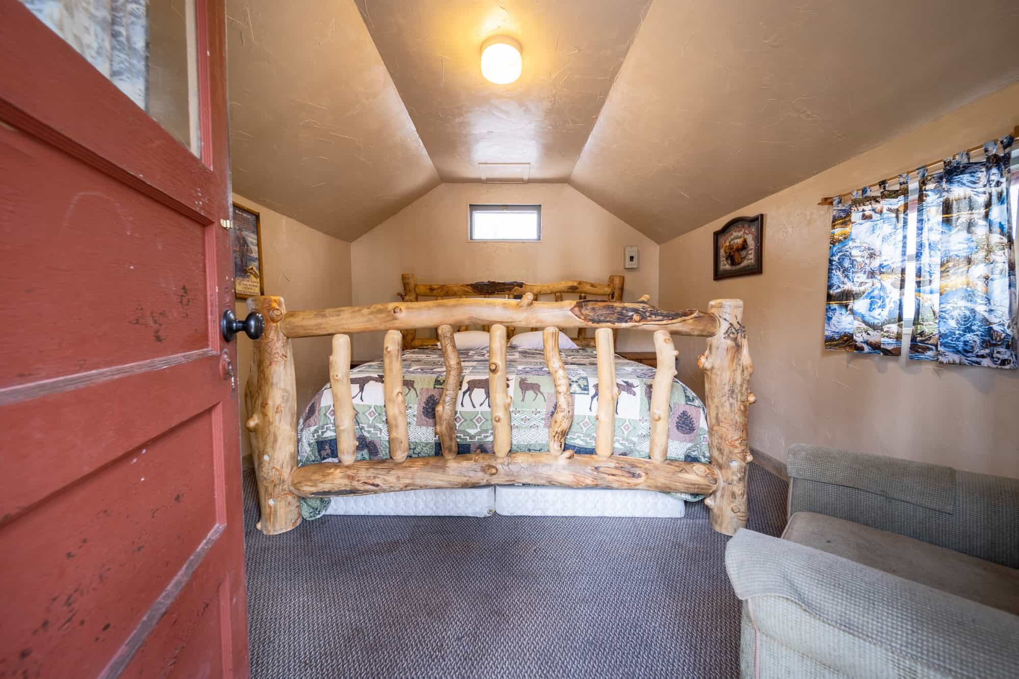 Mesa Lakes Lodge For Sale
