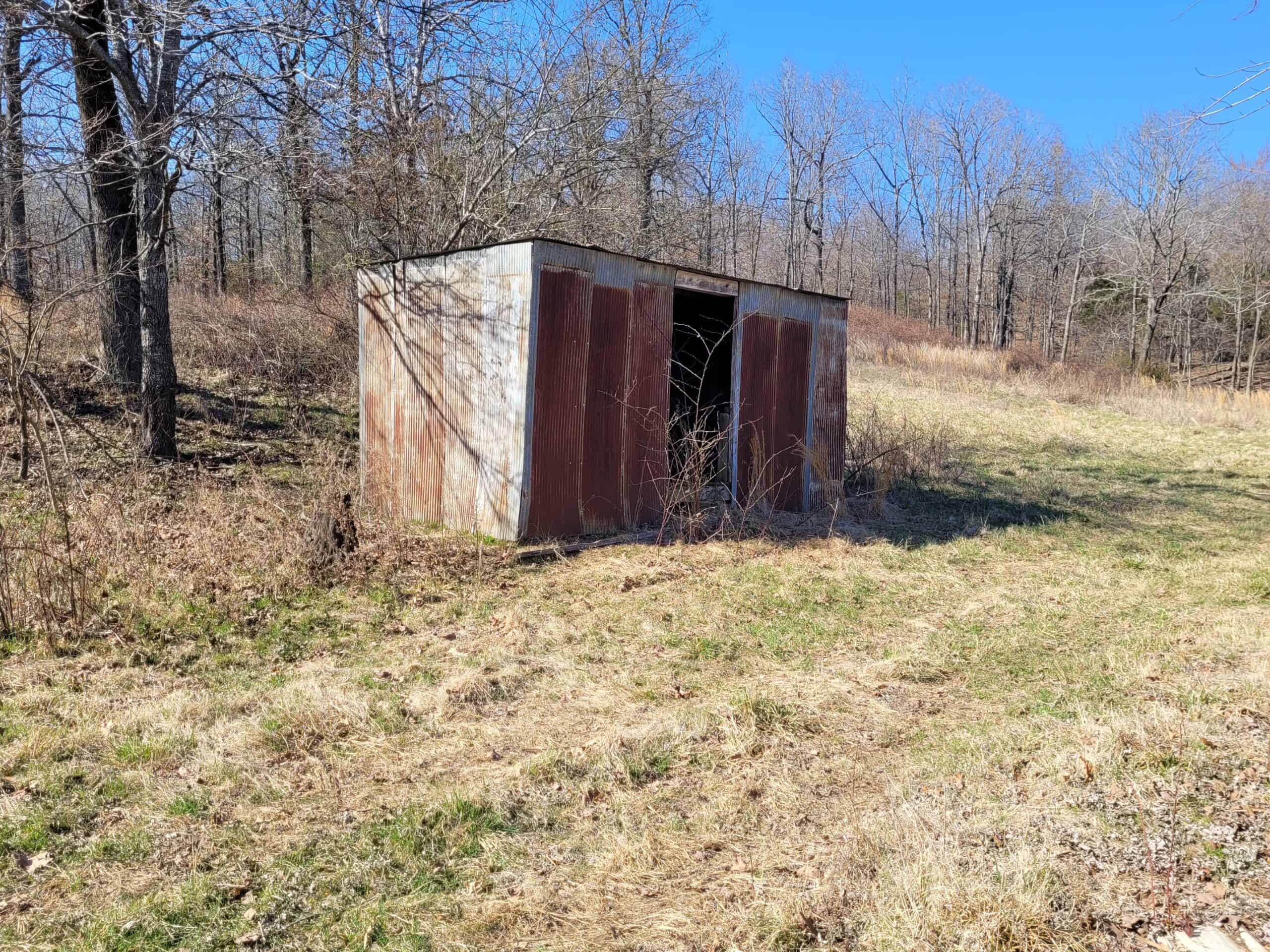 OZARKS CABIN AND HOBBY FARM/RECREATIONAL ACREAGE