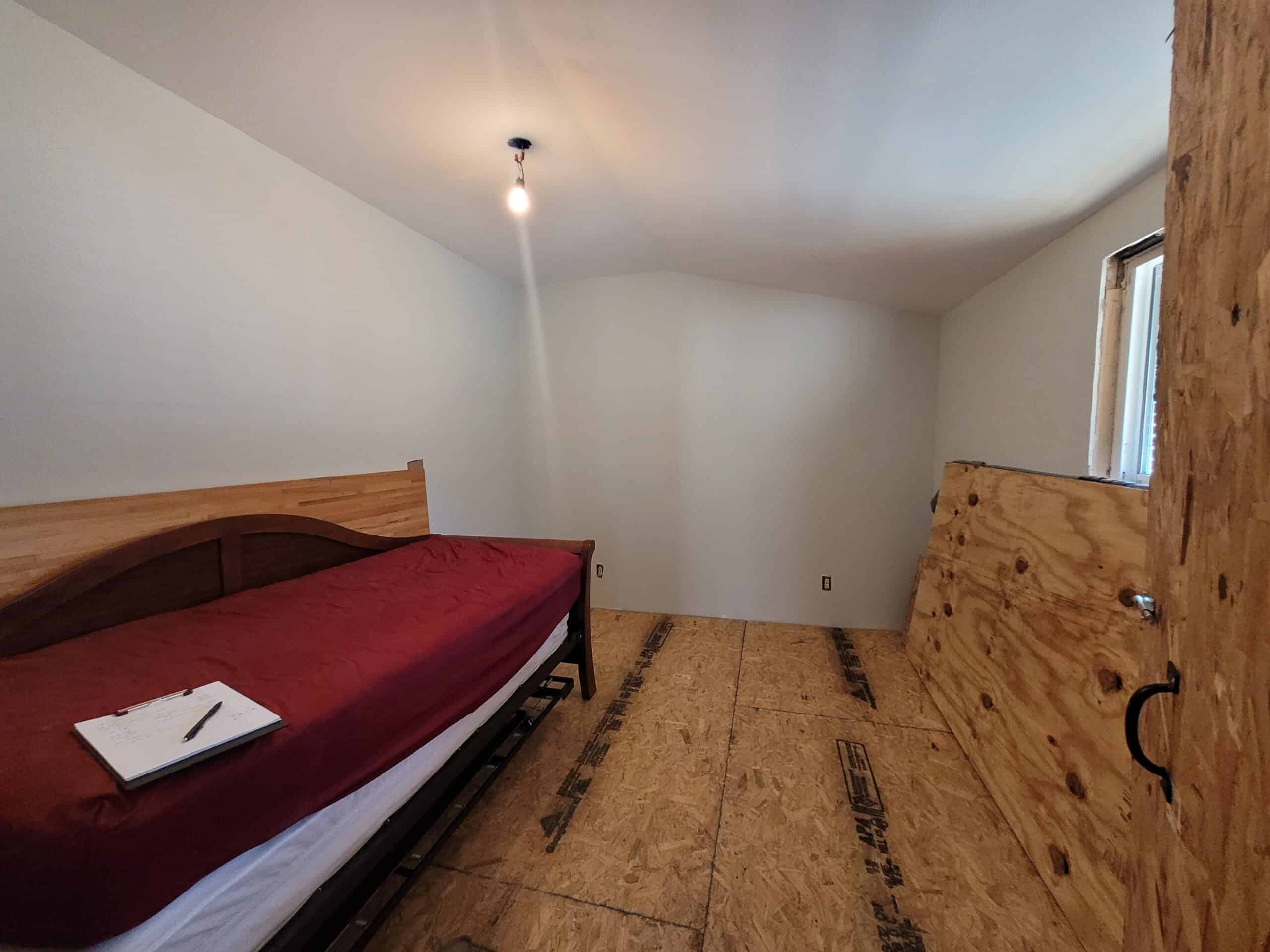 OZARKS CABIN AND HOBBY FARM/RECREATIONAL ACREAGE