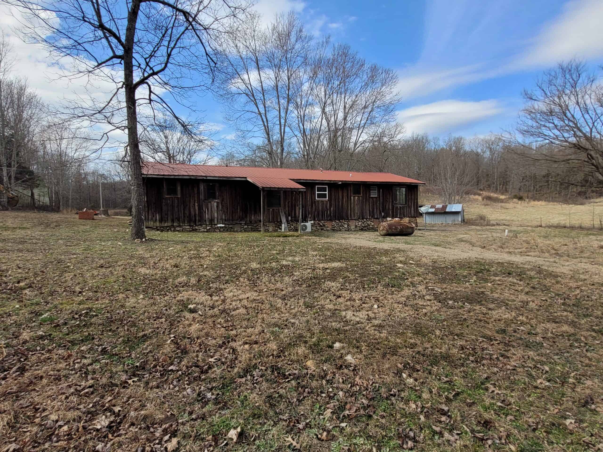 OZARKS CABIN AND HOBBY FARM/RECREATIONAL ACREAGE