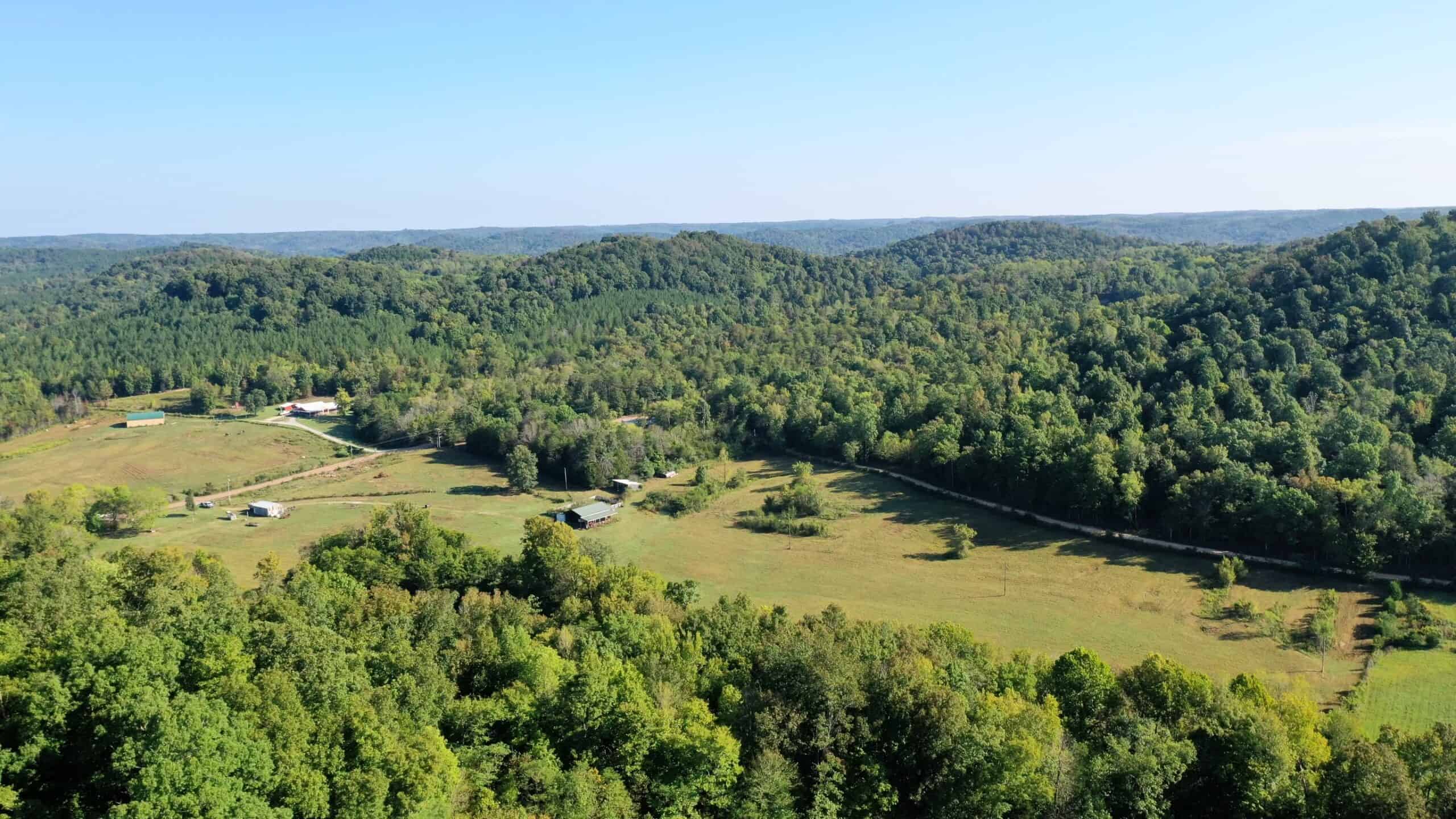 Tennessee Farm for Sale with Barn, Shop, Fencing, Septic, Creek, and Hunting
