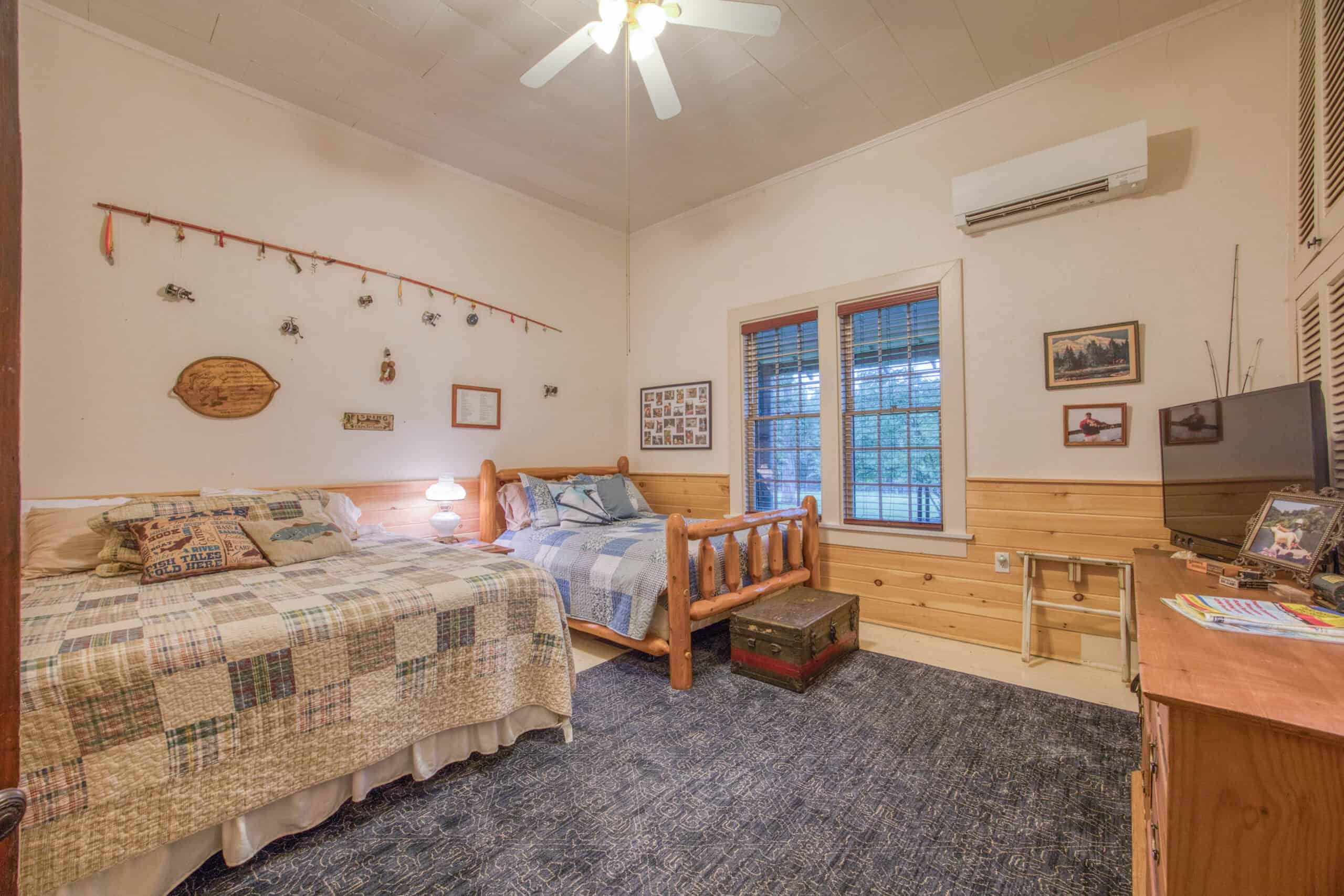 Hunter’s Paradise in the Heart of Missouri – Elk Head Lodge, Bland, MO