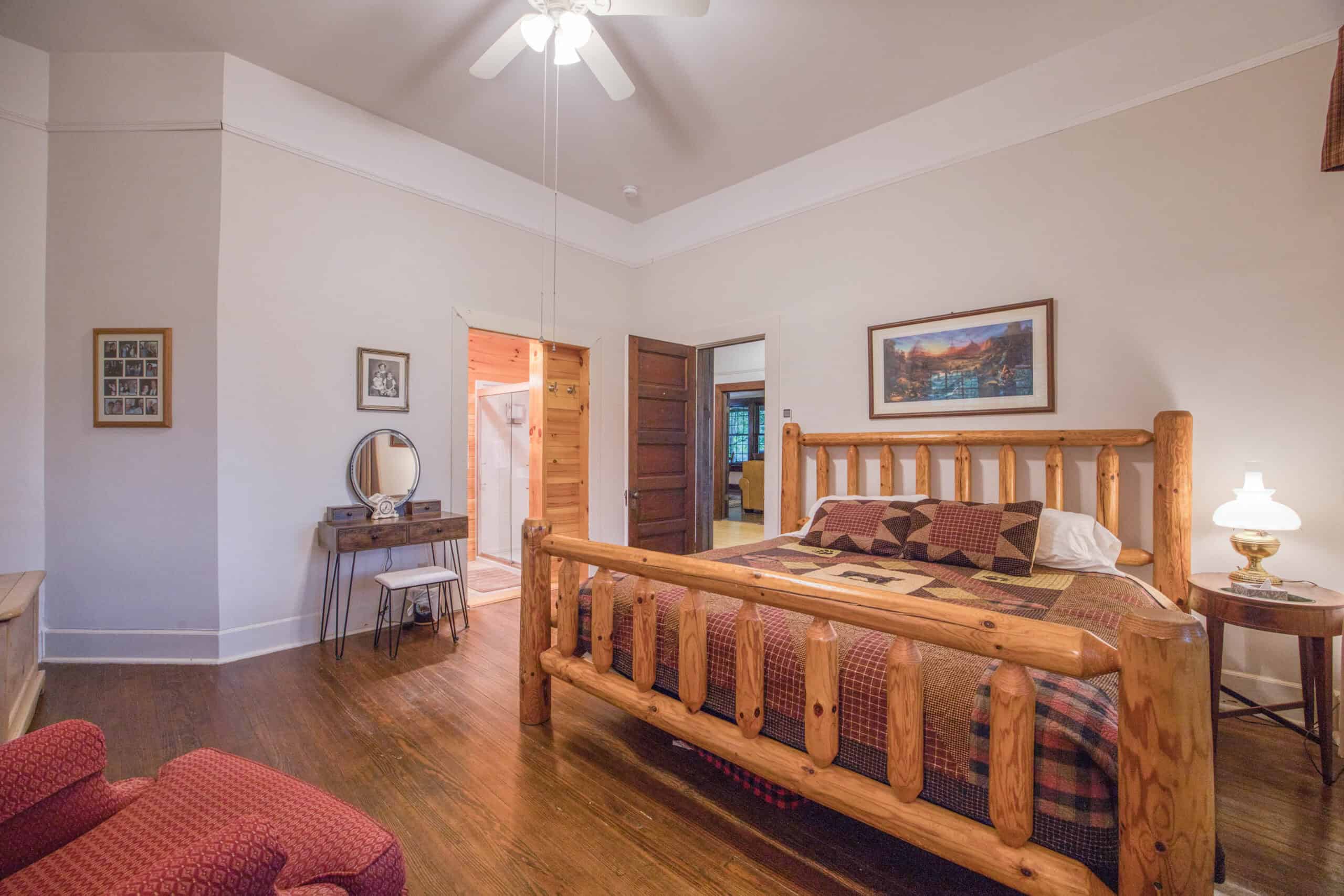 Hunter’s Paradise in the Heart of Missouri – Elk Head Lodge, Bland, MO