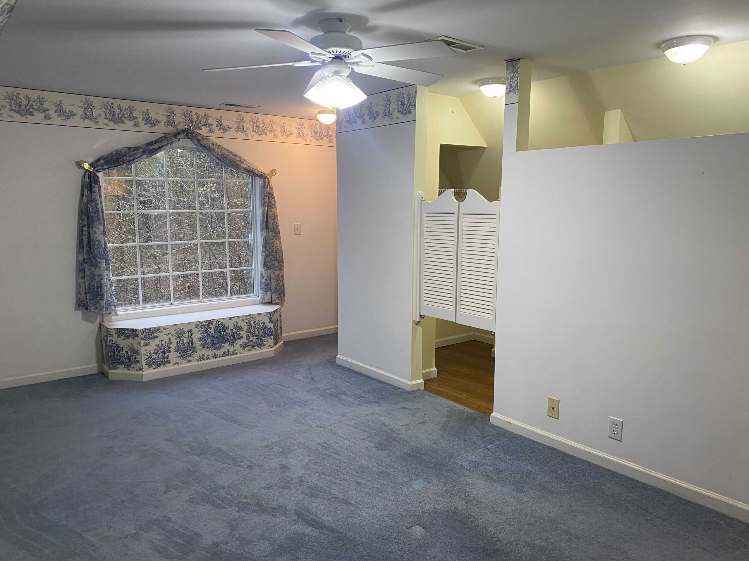 RENOVATED HOME ON 40 ACRES FOR SALE IN HARDIN COUNTY, TN