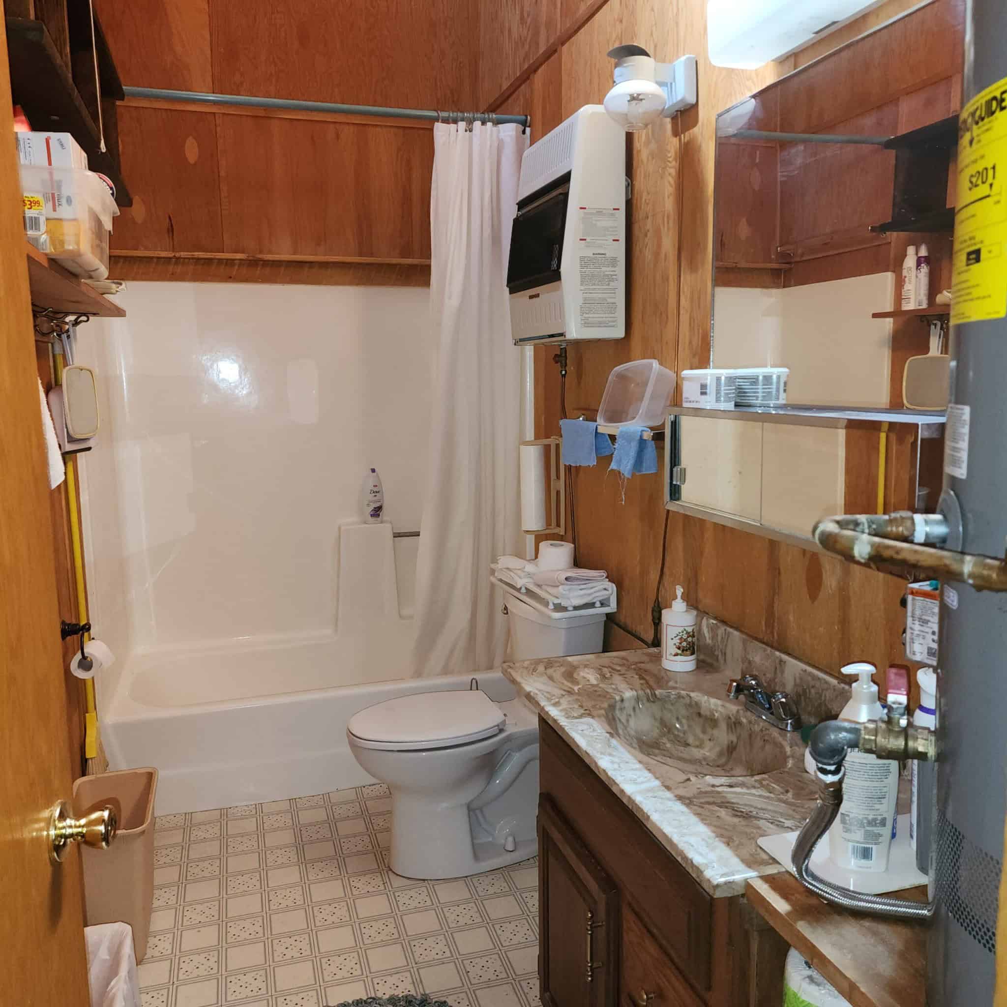Cabin on 36 Acres with National Forest Access