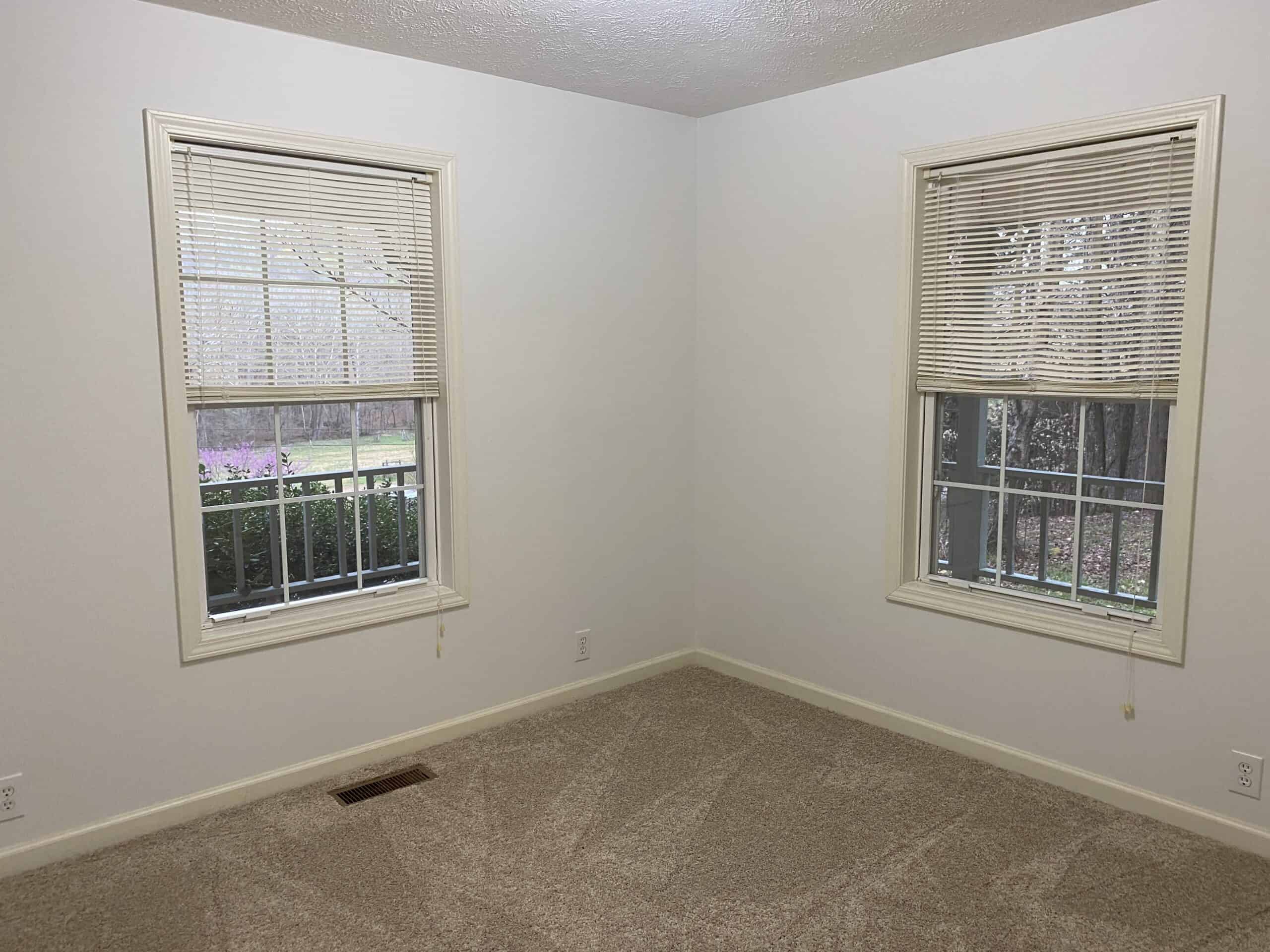 RENOVATED HOME ON 40 ACRES FOR SALE IN HARDIN COUNTY, TN