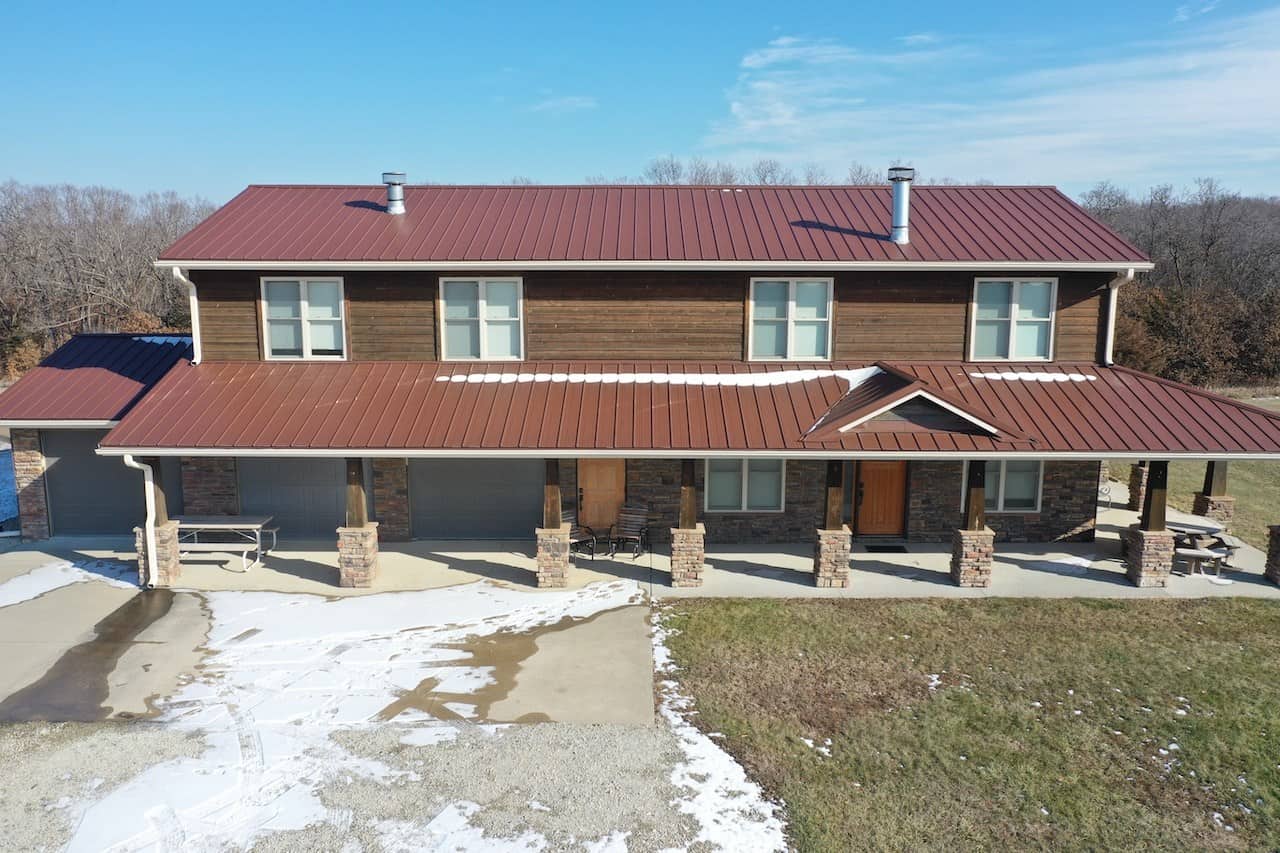 Hunters Paradise!! Stunning 92.4-Acre IA-MO Border House