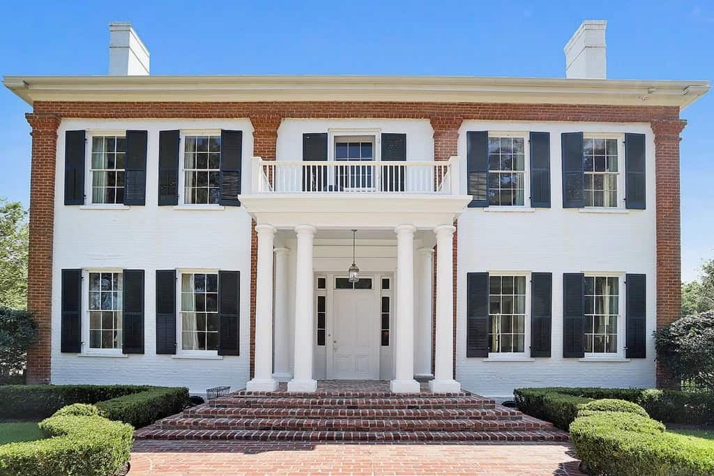 Beautiful Colonial Home on Acreage in East Feliciana Parish