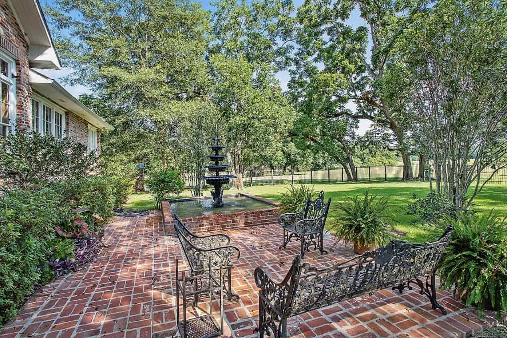 Beautiful Colonial Home on Acreage in East Feliciana Parish