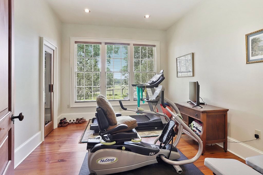 Beautiful Colonial Home on Acreage in East Feliciana Parish