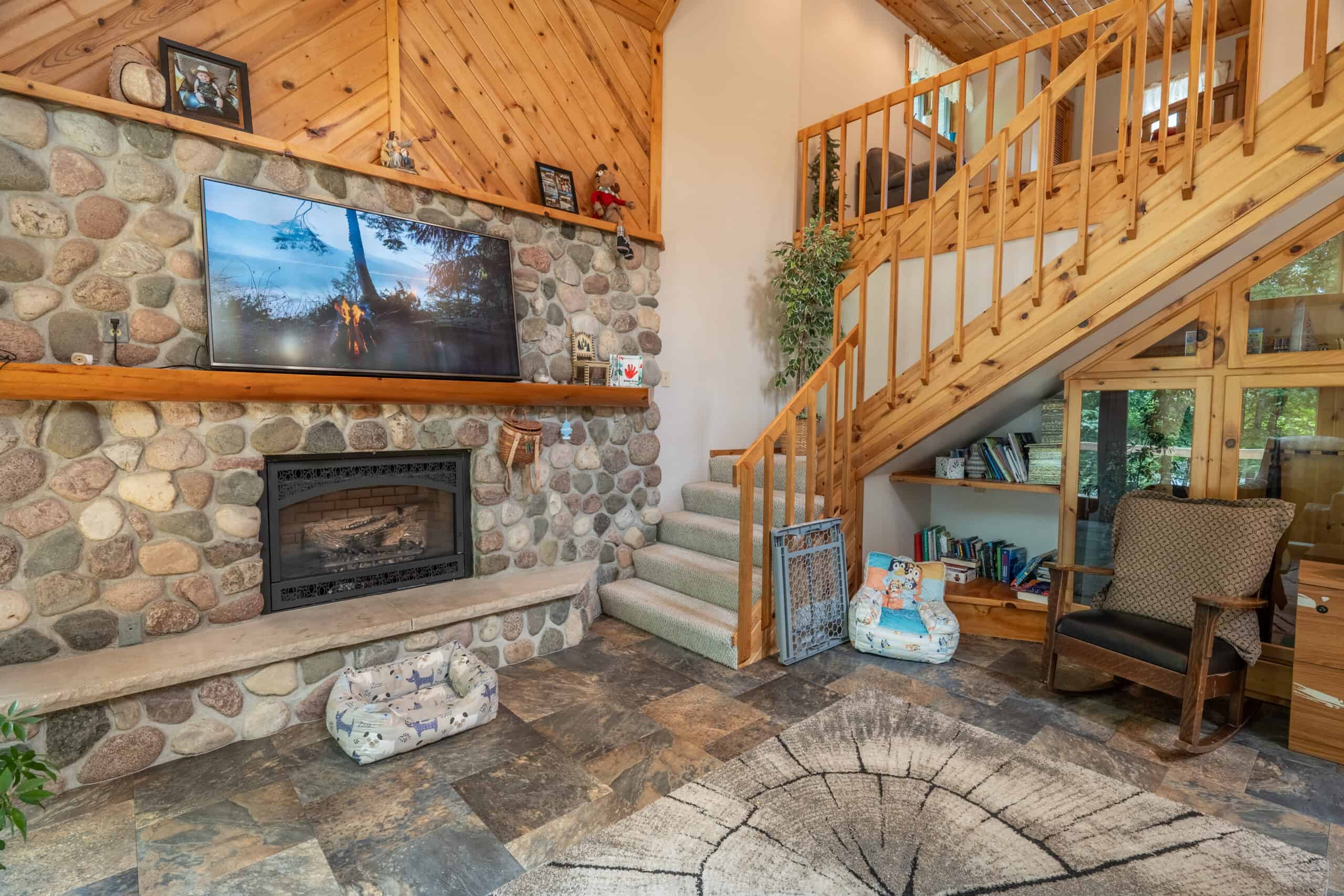 Beautiful Lakefront Home on Lake Arbutus, WI