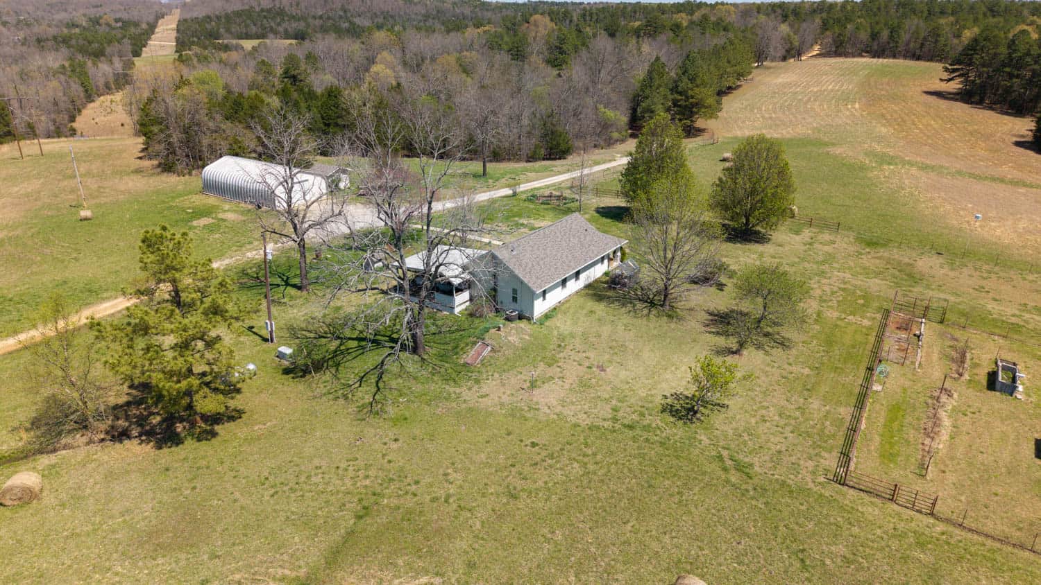 Home and Farm for sale in the Northern Arkansas Ozarks