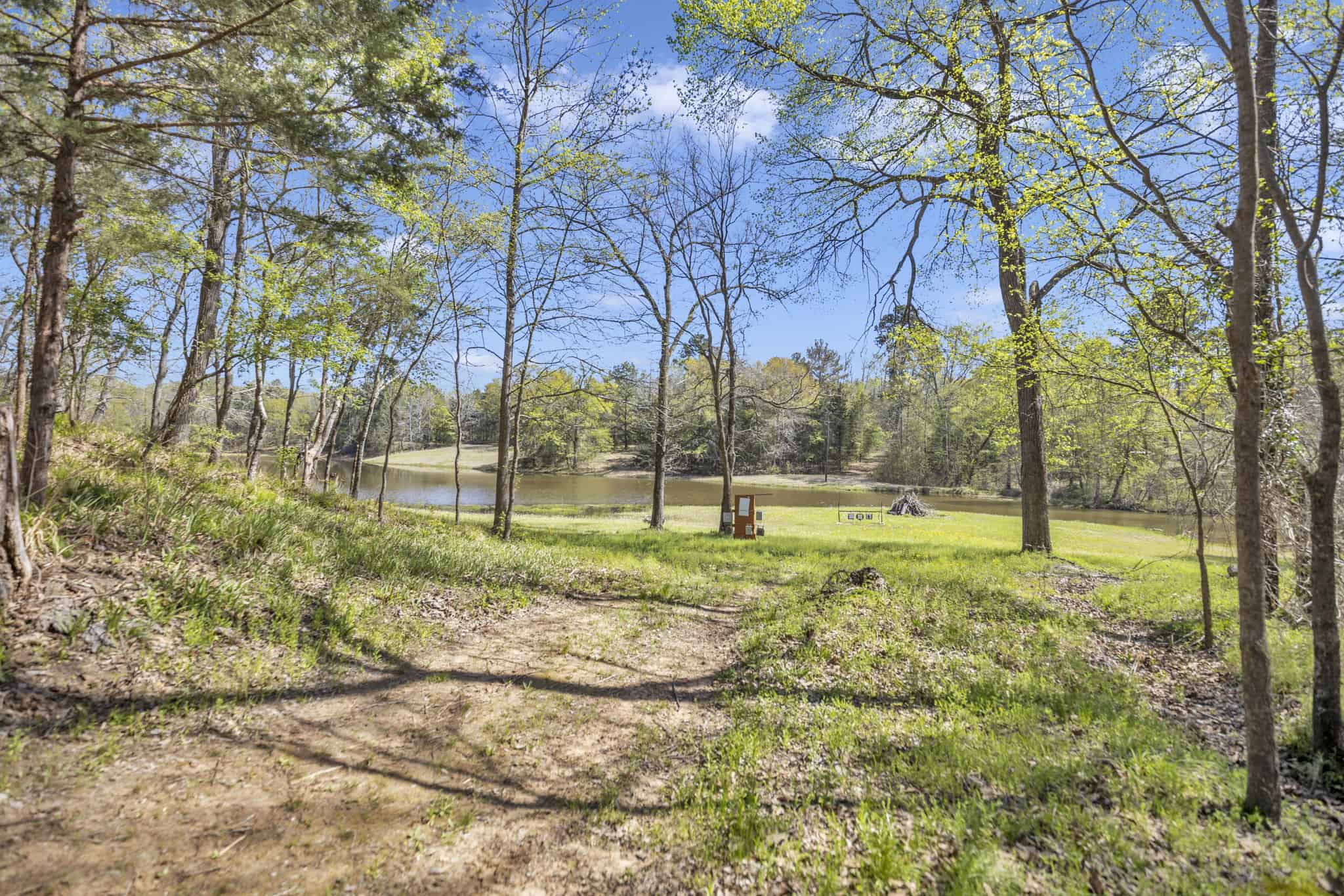 East Texas Hunting & Recreational Farm with Home & Barndo in Lindale, TX