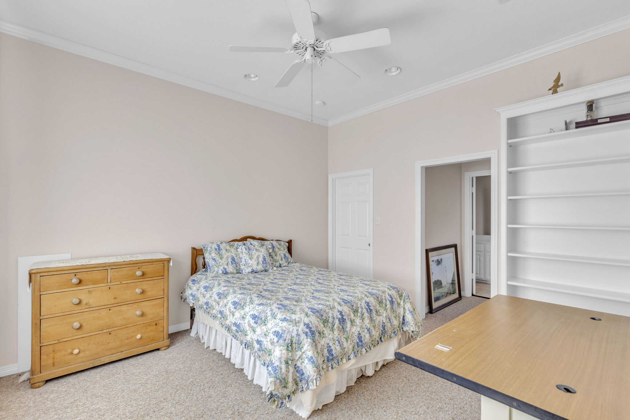 East Texas Hunting & Recreational Farm with Home & Barndo in Lindale, TX