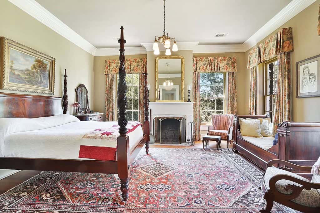 Beautiful Colonial Home on Acreage in East Feliciana Parish