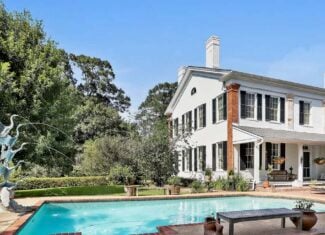 Beautiful Colonial Home on Acreage in East Feliciana Parish