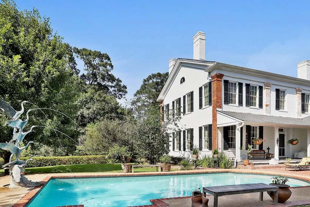 Beautiful Colonial Home on Acreage in East Feliciana Parish