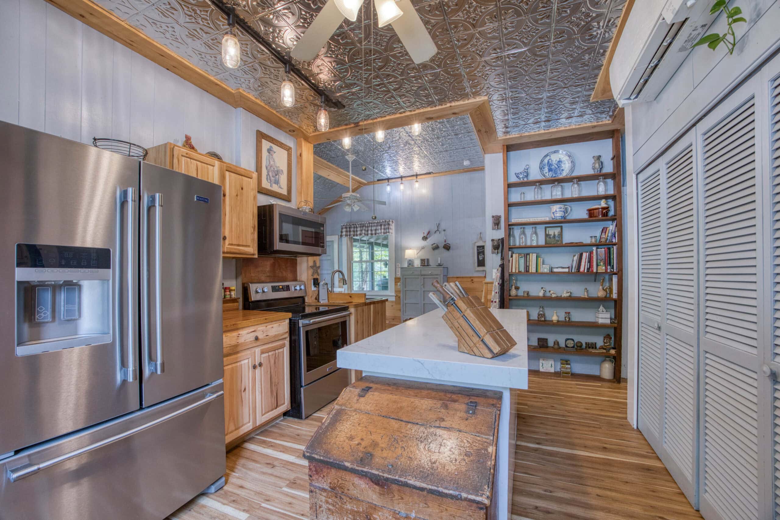 Hunter’s Paradise in the Heart of Missouri – Elk Head Lodge, Bland, MO