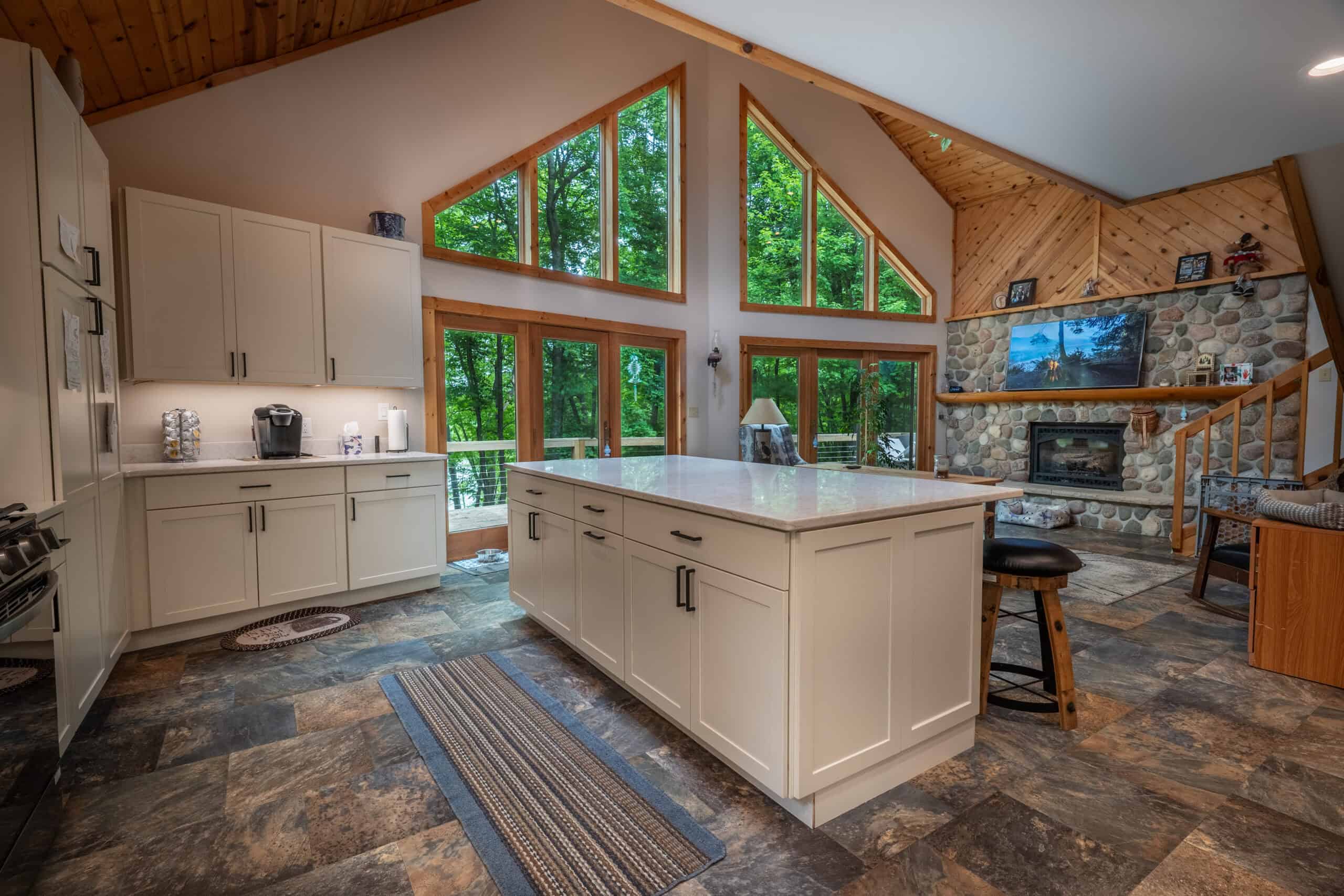 Beautiful Lakefront Home on Lake Arbutus, WI