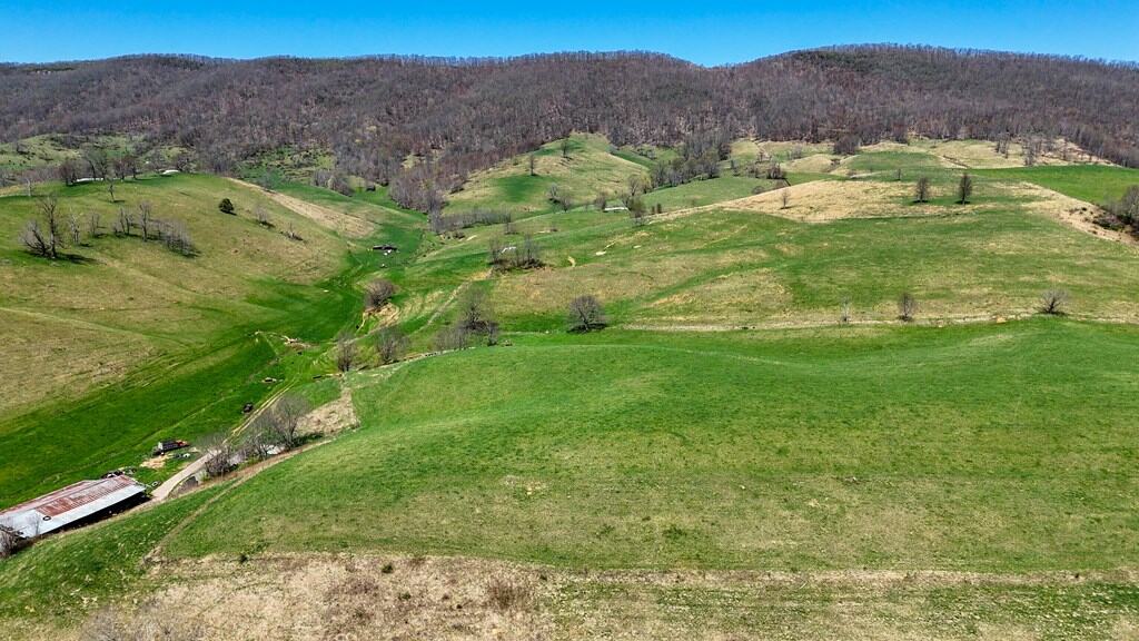 Legacy Farm Retreat – 299 Acres of Mountain Majesty in Tazewell, VA