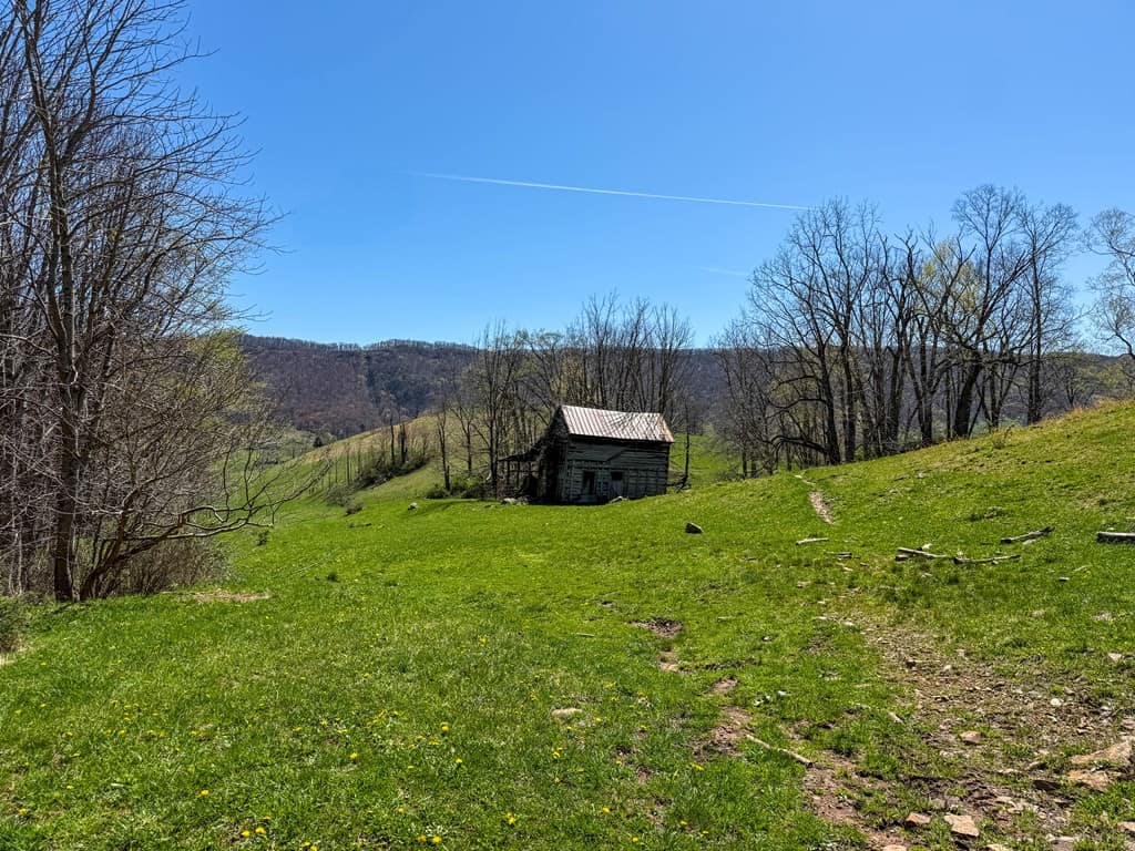 Legacy Farm Retreat – 299 Acres of Mountain Majesty in Tazewell, VA